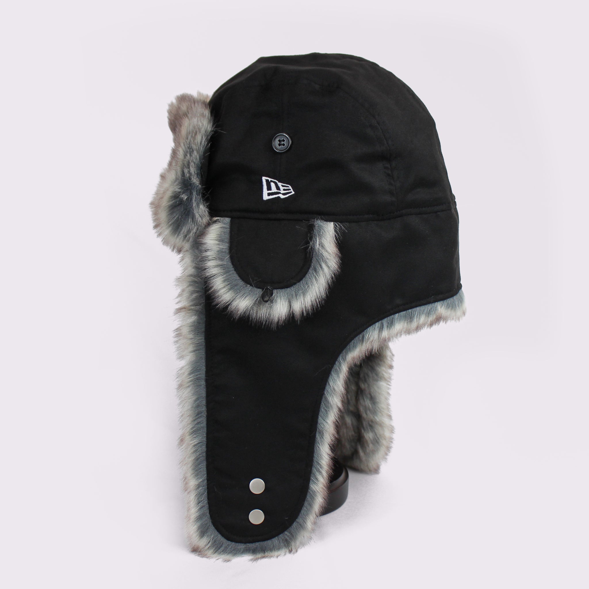 NEW ERA/ニューエラ  トラッパー Synthetic Suede シンセティックスウェード ブラック