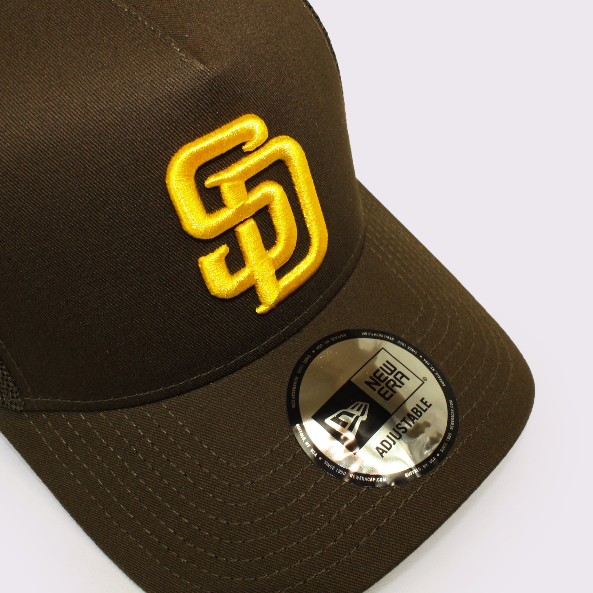 NEW ERA 9FORTY A-Frame トラッカー MLB Side Patch サンディエゴ・パドレス ウォルナット