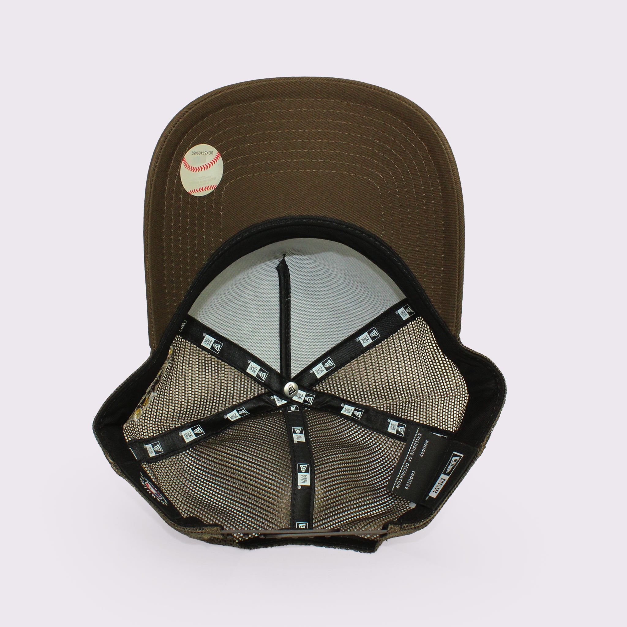 NEW ERA 9FORTY A-Frame トラッカー MLB Side Patch サンディエゴ・パドレス ウォルナット