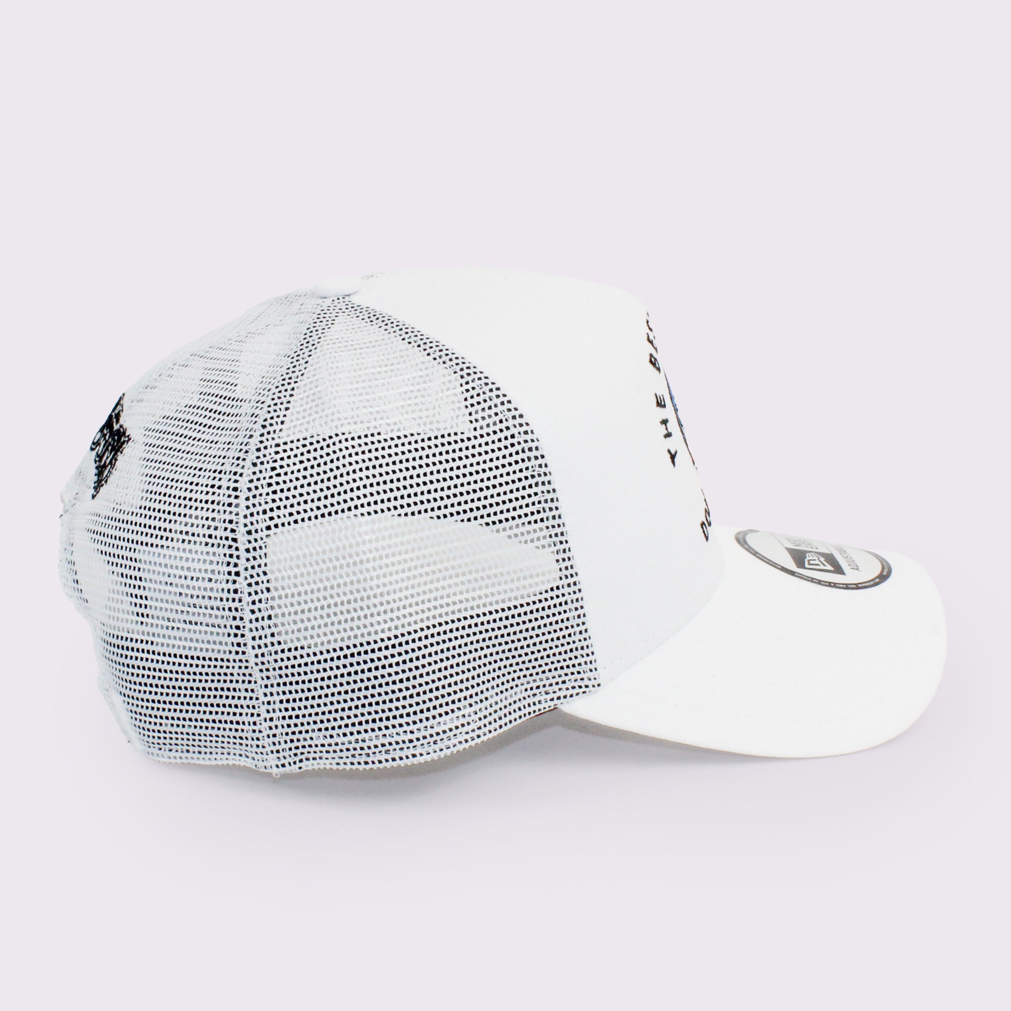 NEW ERA 9FORTY A-Frame トラッカー ドラえもん THE BEST FRIEND ホワイト |【公式】帽子専門店 ATRENA(アトレナ) オンラインストア