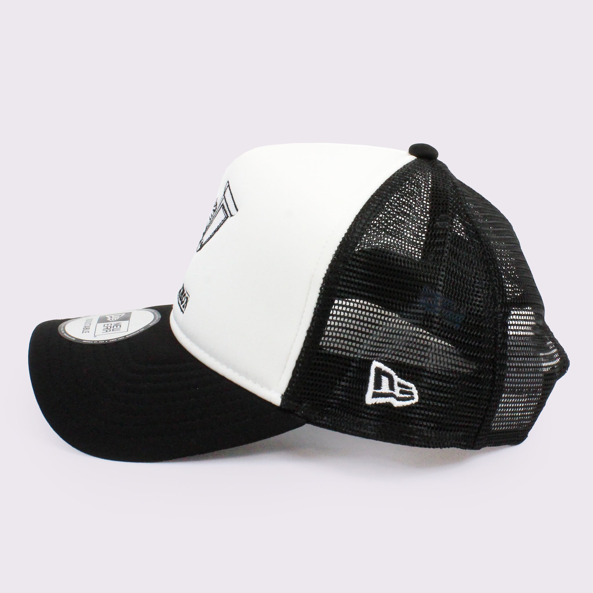 NEW ERA 9FORTY A-Frame トラッカー ドラえもん ドローイング ホワイト / ブラック |【公式】帽子専門店 ATRENA(アトレナ) オンラインストア