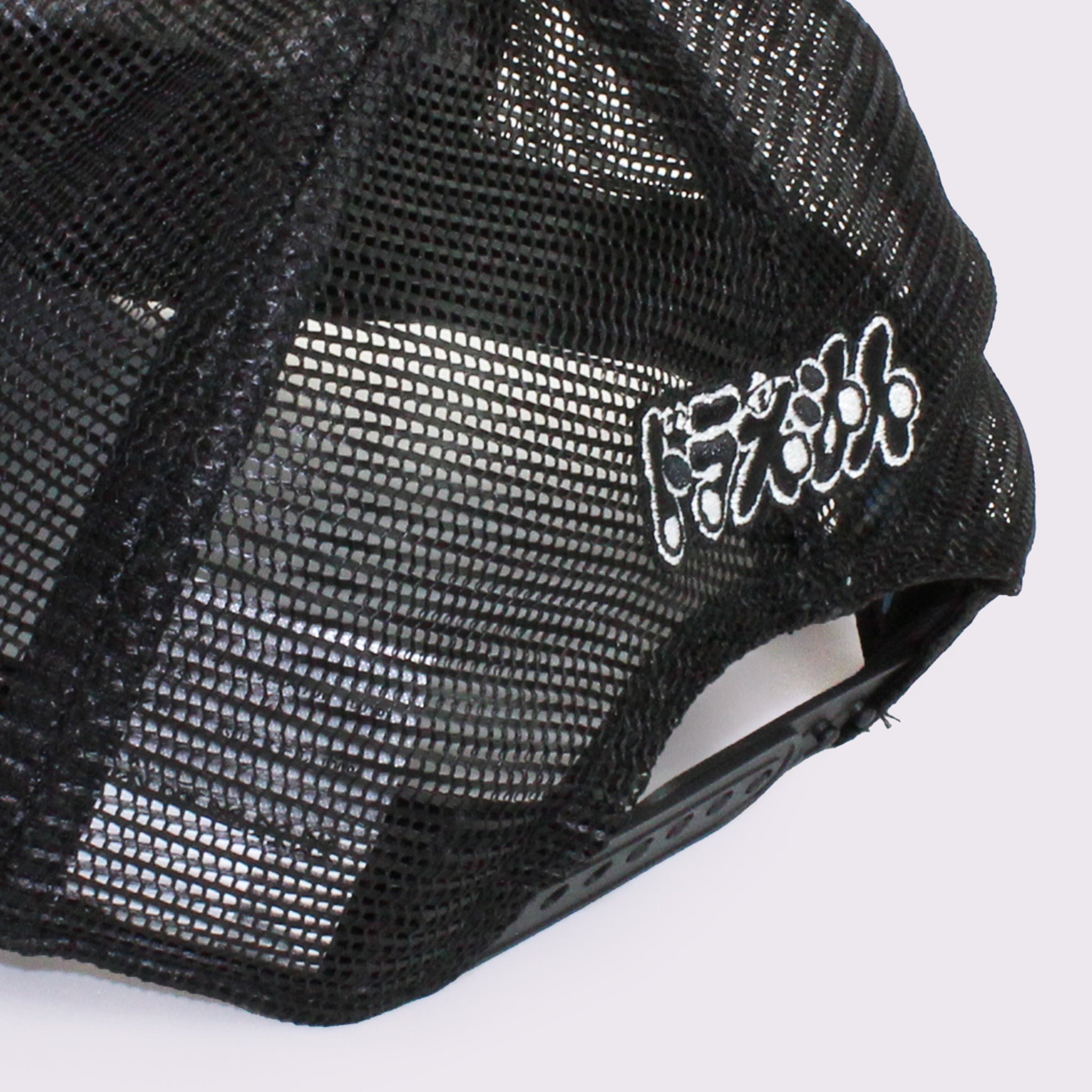NEW ERA 9FORTY A-Frame トラッカー ドラえもん ドローイング ホワイト / ブラック |【公式】帽子専門店 ATRENA(アトレナ) オンラインストア