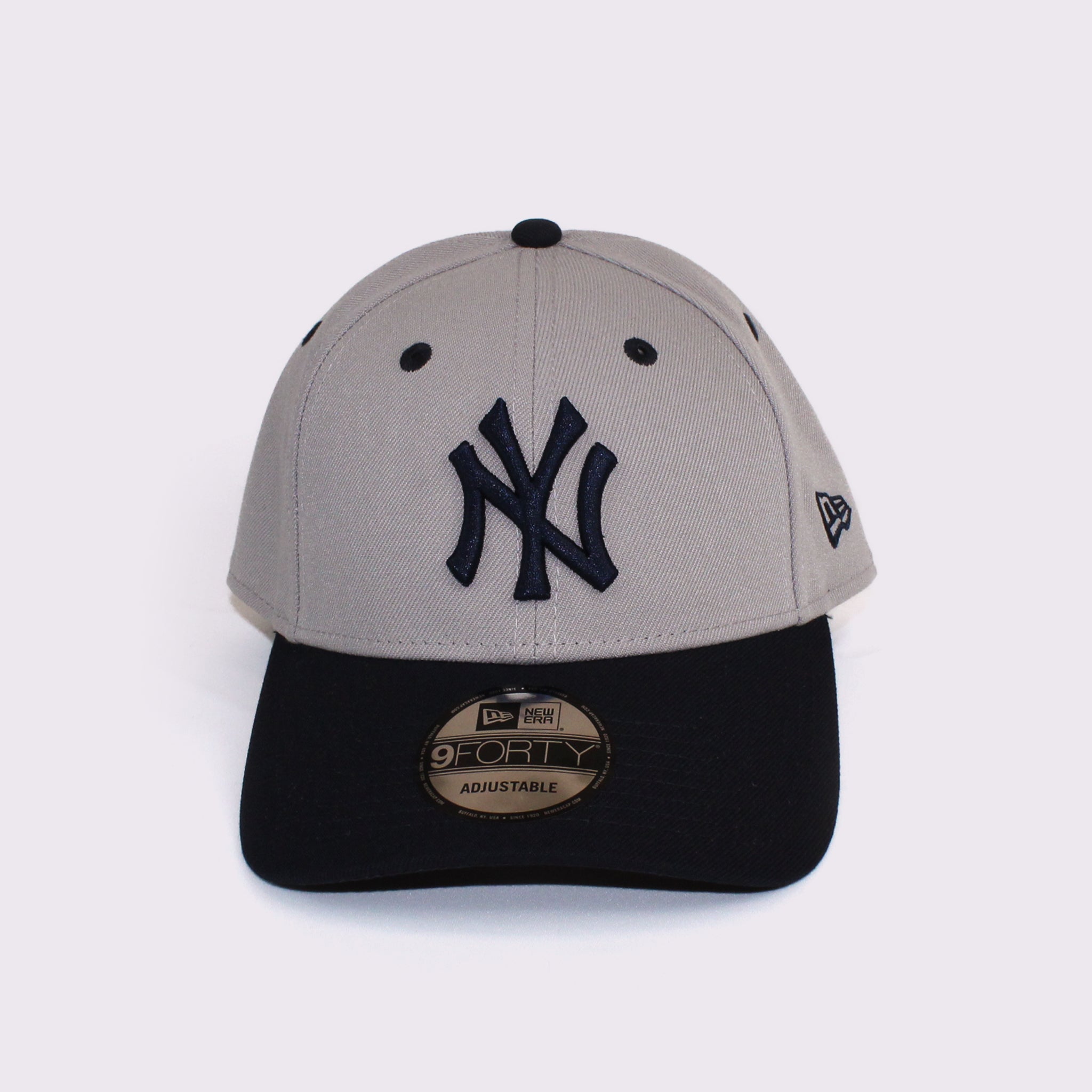 NEW ERA 9FORTY 2-Tone Woven Label ニューヨーク・ヤンキース グレー ネイビーバイザー