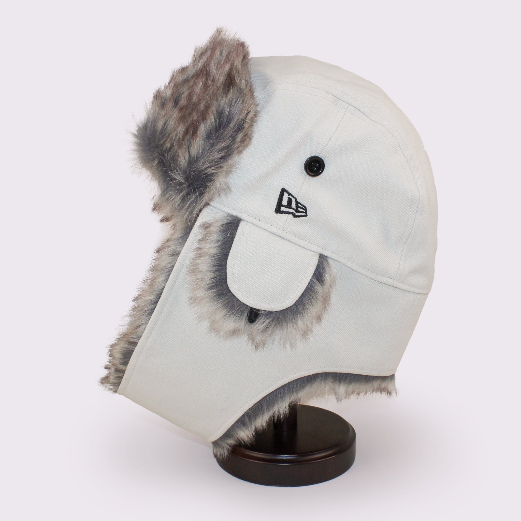 NEW ERA トラッパー カラーバリエーション サンディリネン