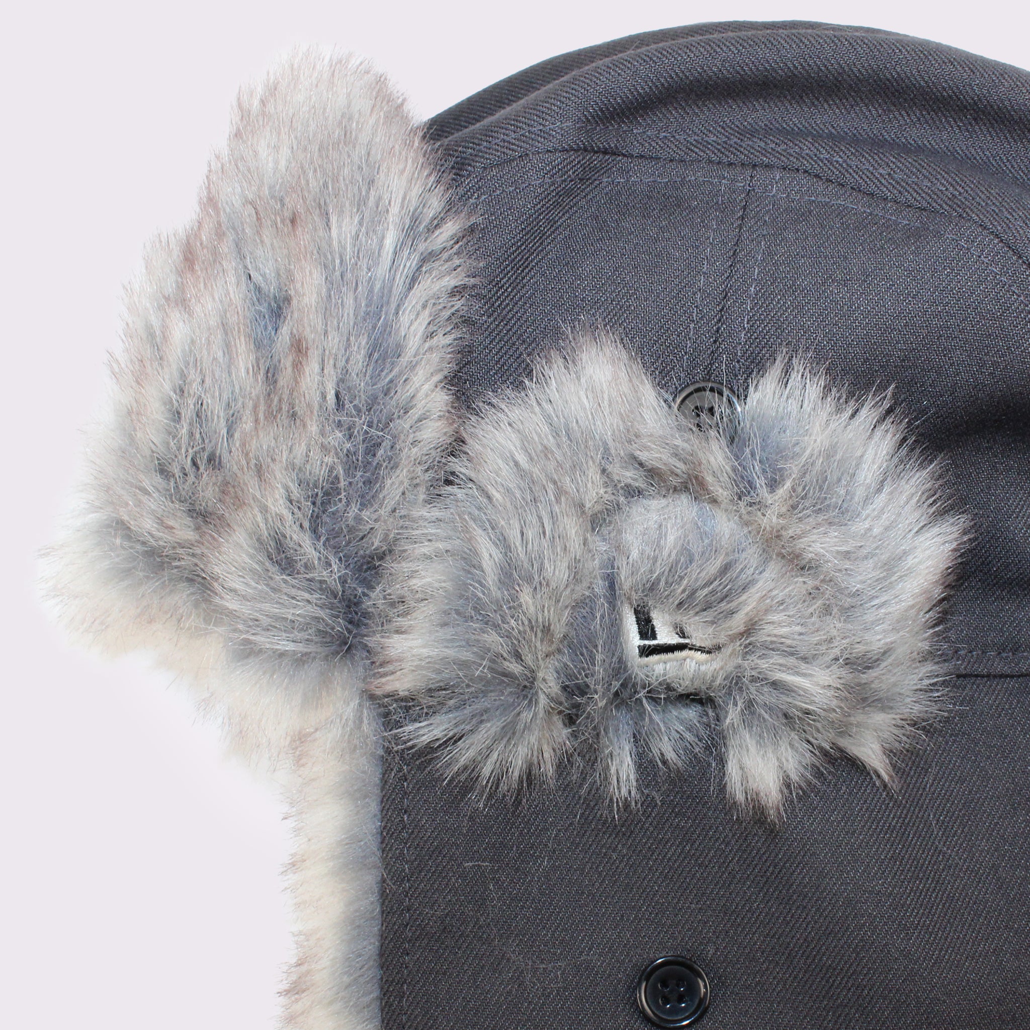 NEW ERA トラッパー カラーバリエーション アンスラサイト