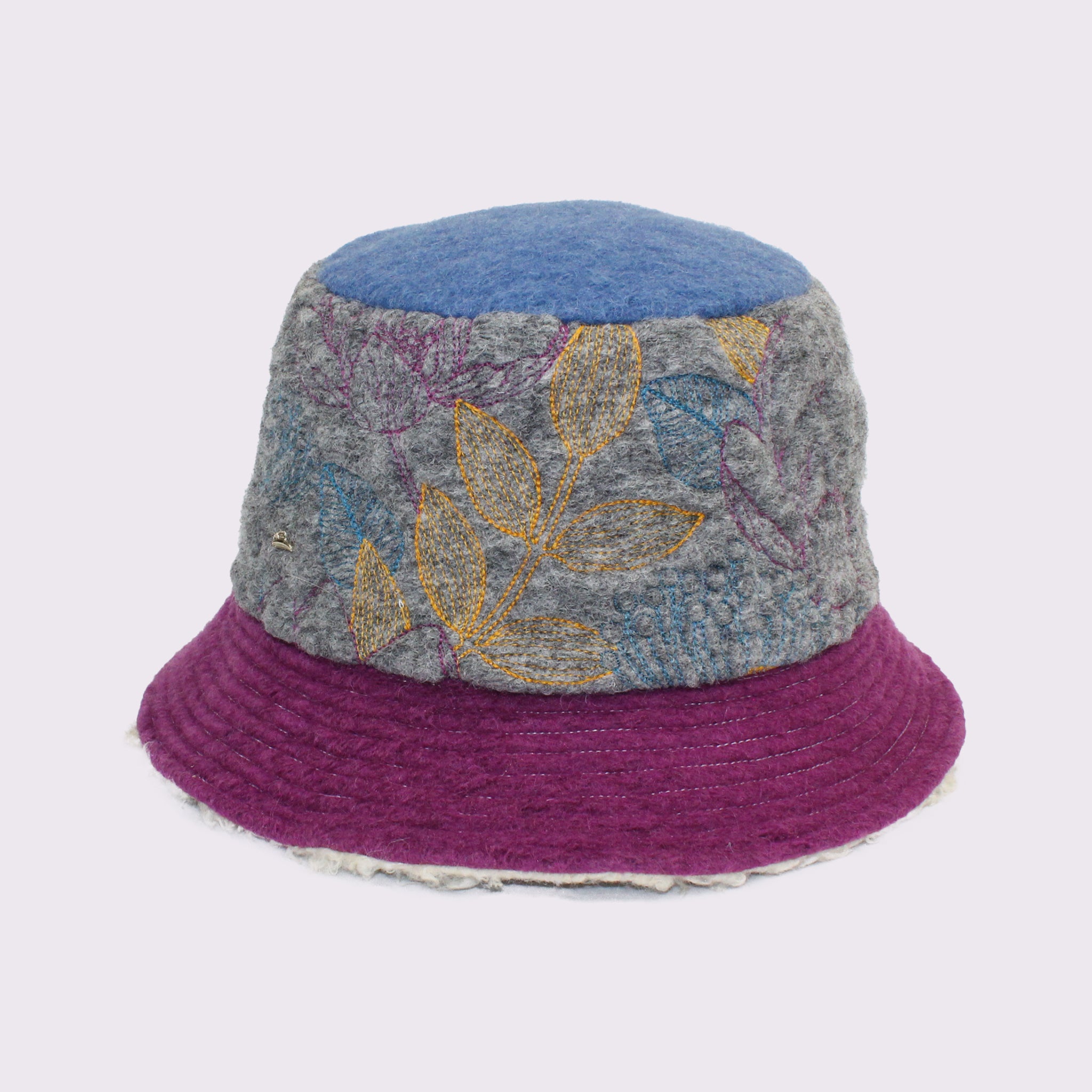 ANGIOLO FRASCONI ボタニカルステッチバケットハット