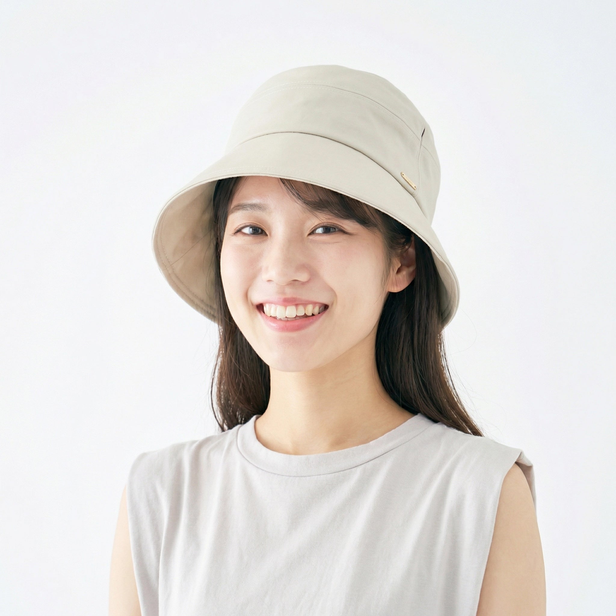 【公式】コカゲル+ (ATRENA限定 / UV100%カット)花粉撥水バックギャザーダウン/ 帽子専門店 ATRENA(アトレナ)オンラインストア