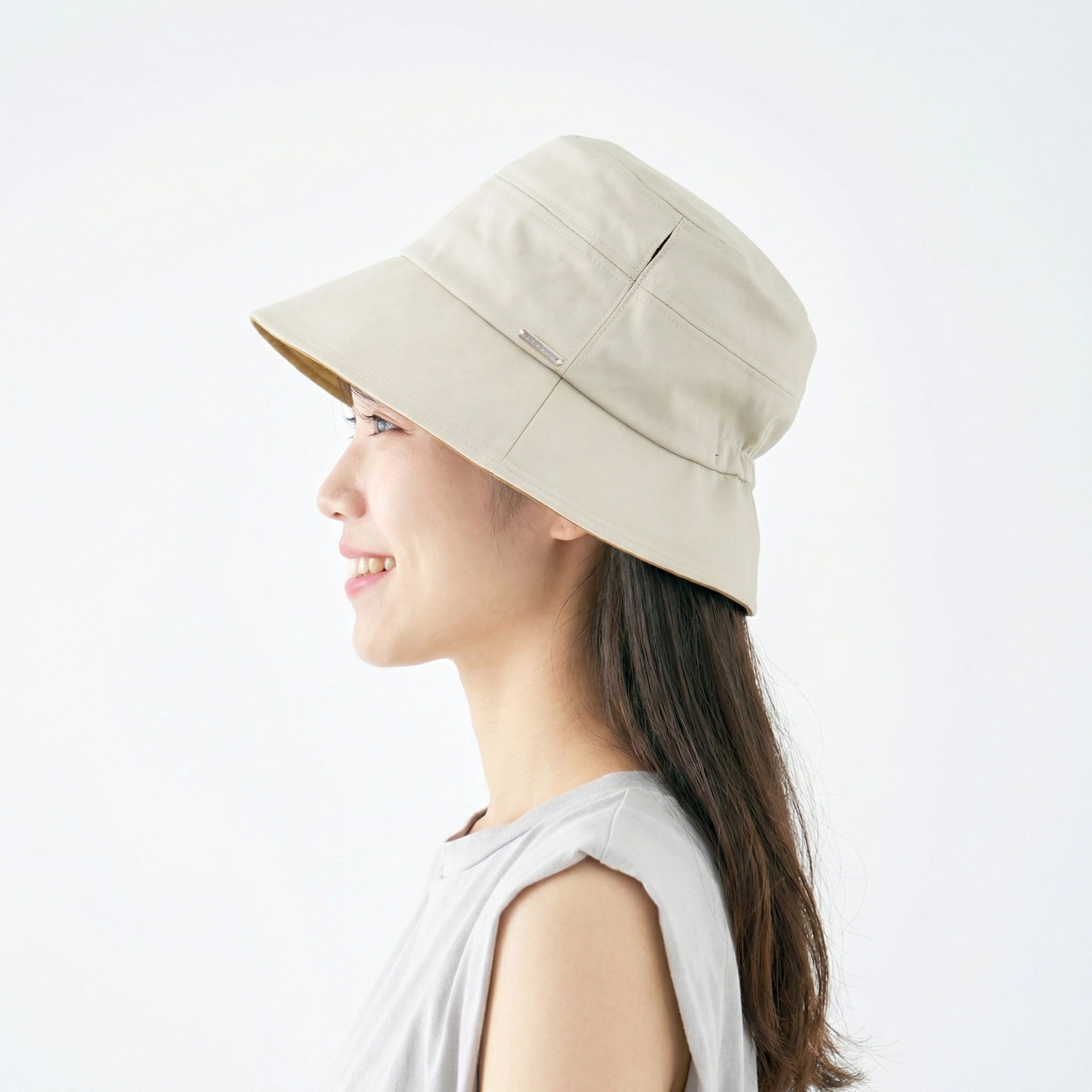 【公式】コカゲル+ (ATRENA限定 / UV100%カット)花粉撥水バックギャザーダウン/ 帽子専門店 ATRENA(アトレナ)オンラインストア