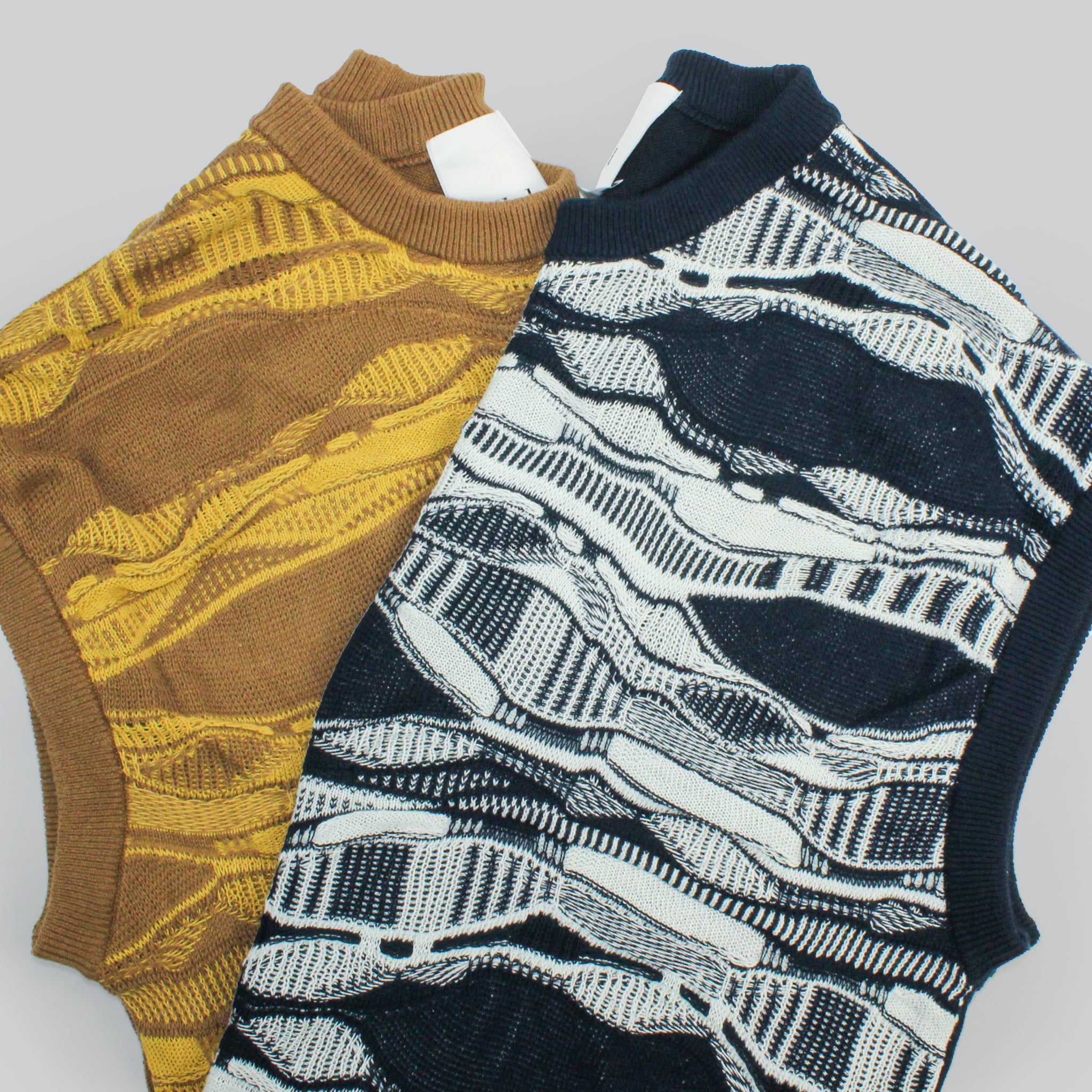 【HKD/花澤ニットデザイン】波柄ベスト