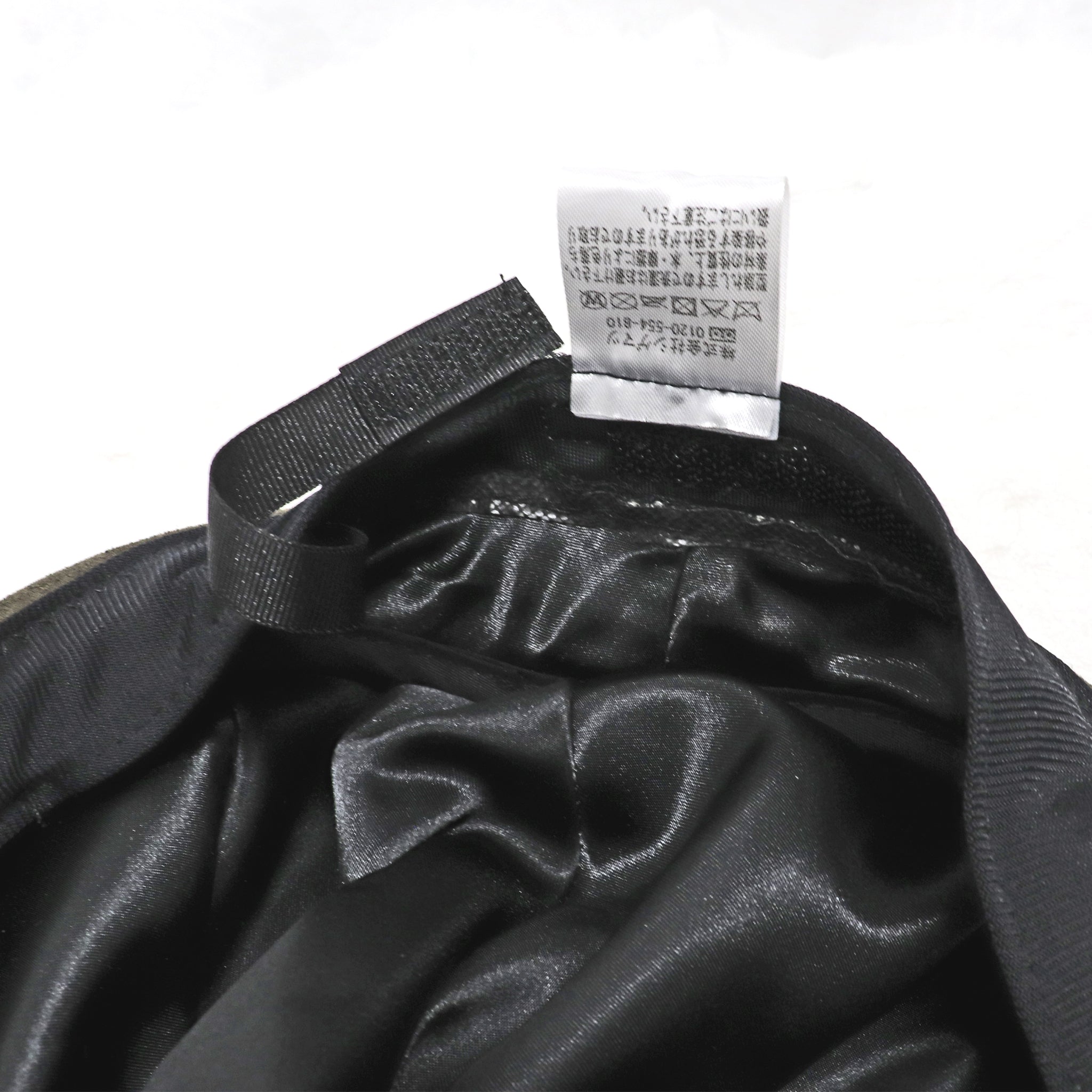 スエードキャスケット