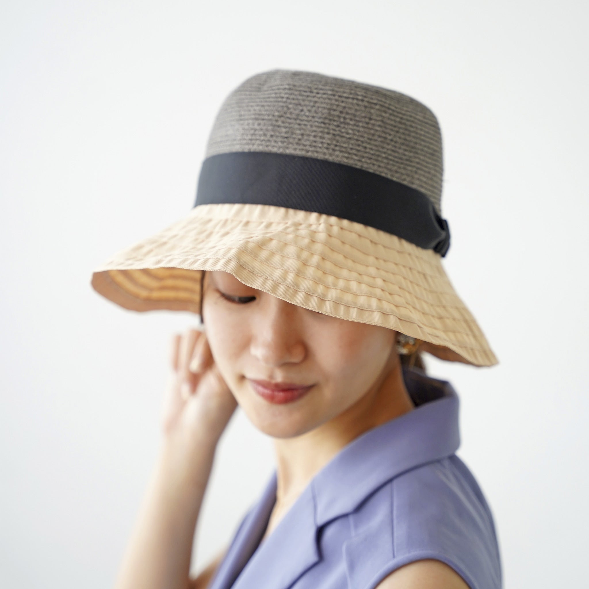 【ATRENA】ツートンカラーキャペリン