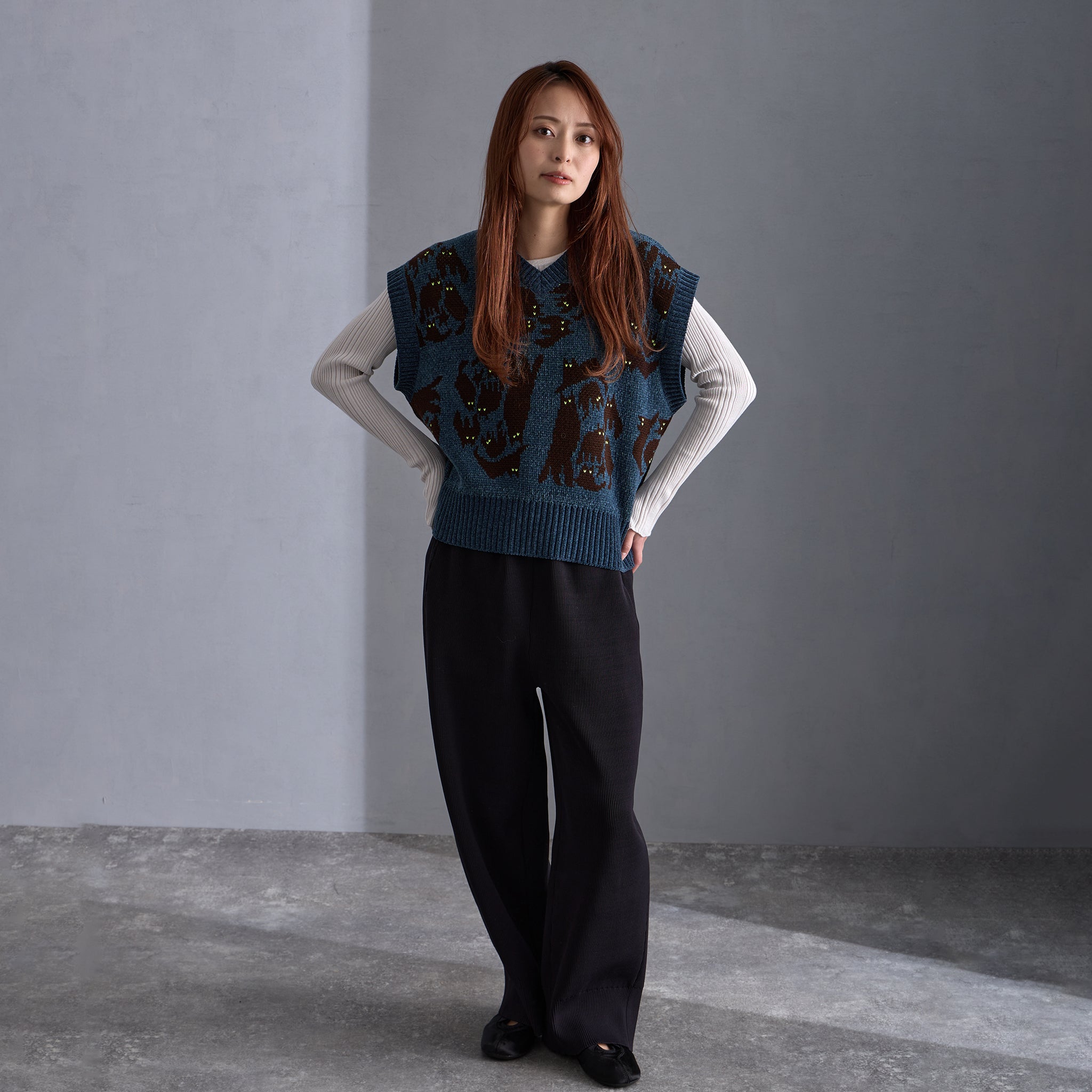 予約販売【NYANDER KNIT/ニャンダーニット】 NIGHT CAT JQ VEST