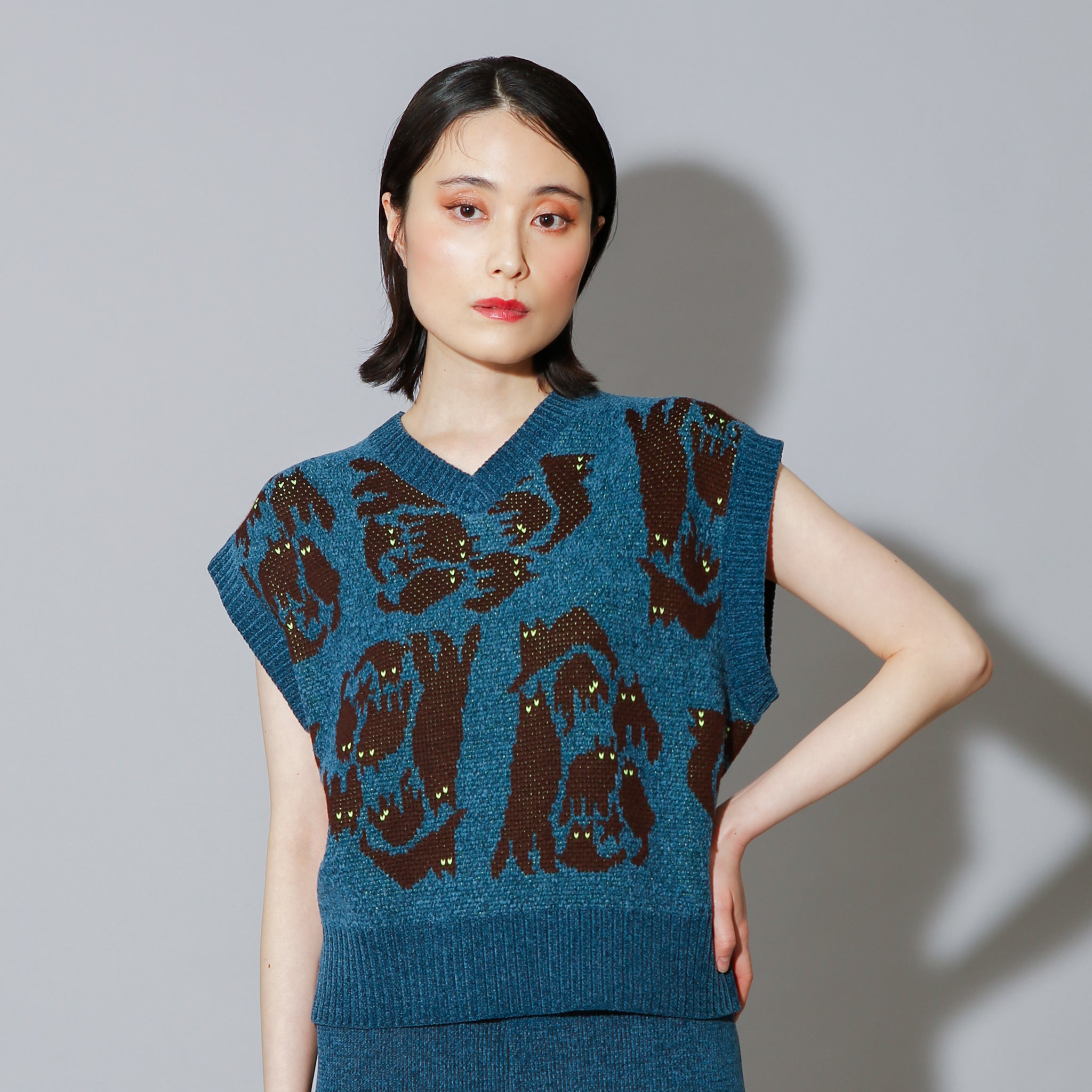 【NYANDER KNIT/ニャンダーニット】 NIGHT CAT JQ VEST