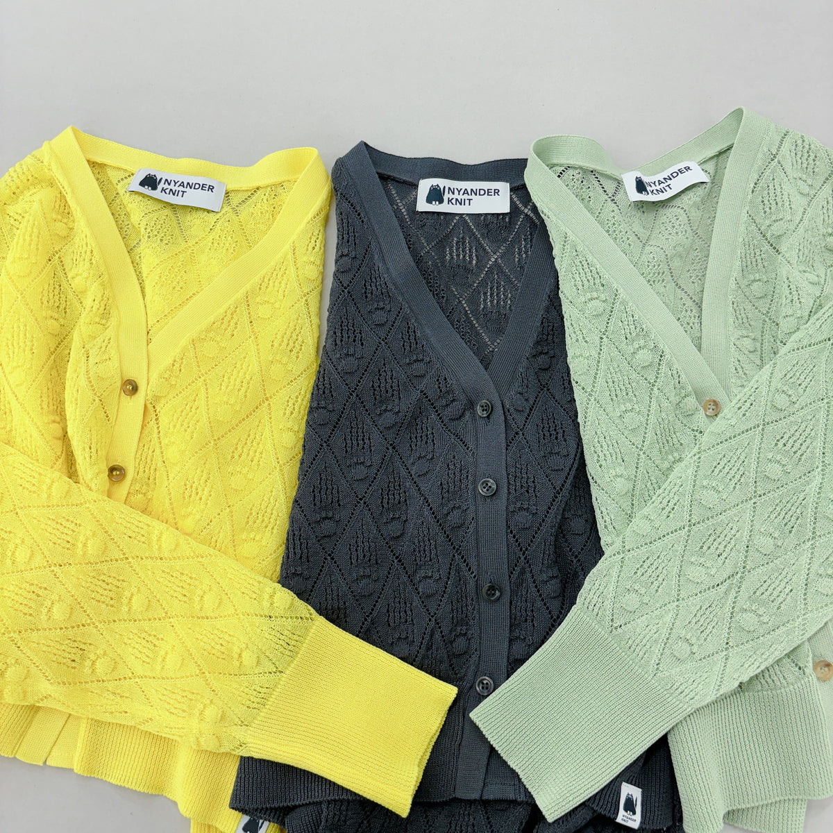 【NYANDER KNIT/ニャンダーニット】 BUSTIER VEST ニットベスト