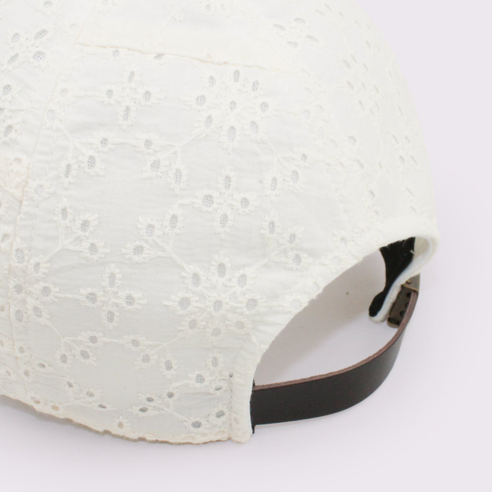 rinon dot Embroidery Cap