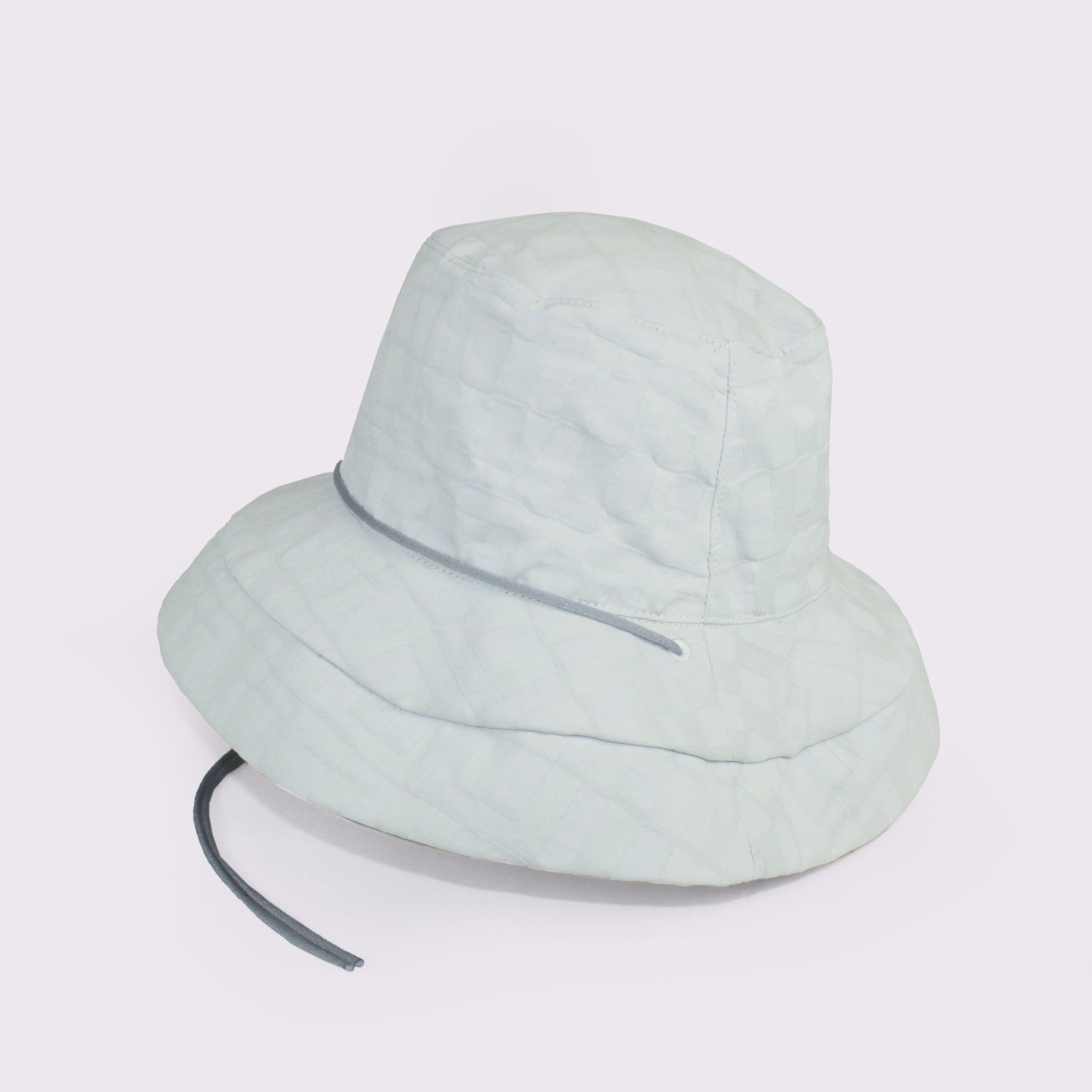 rinon dot carreリバーカサブランカ