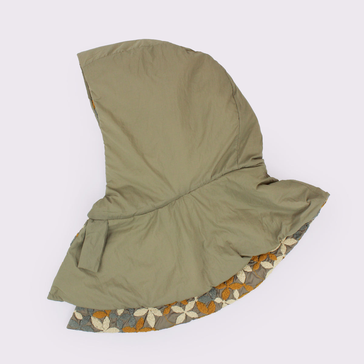 rinon dot Enbroidery hoody