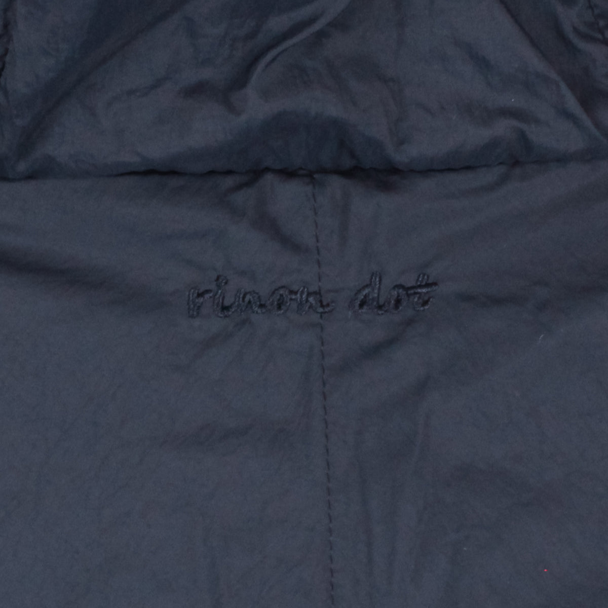rinon dot Enbroidery hoody