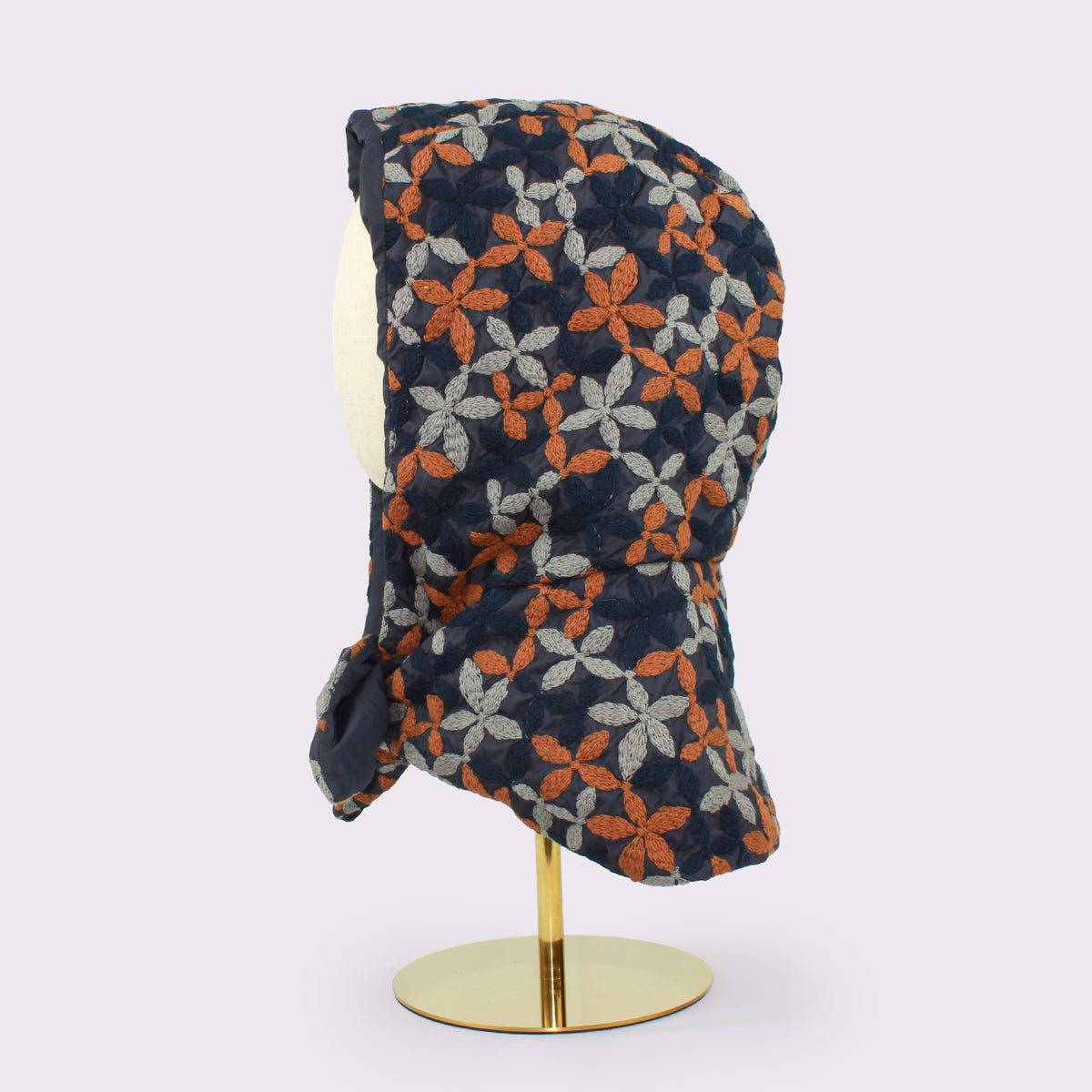 rinon dot Enbroidery hoody