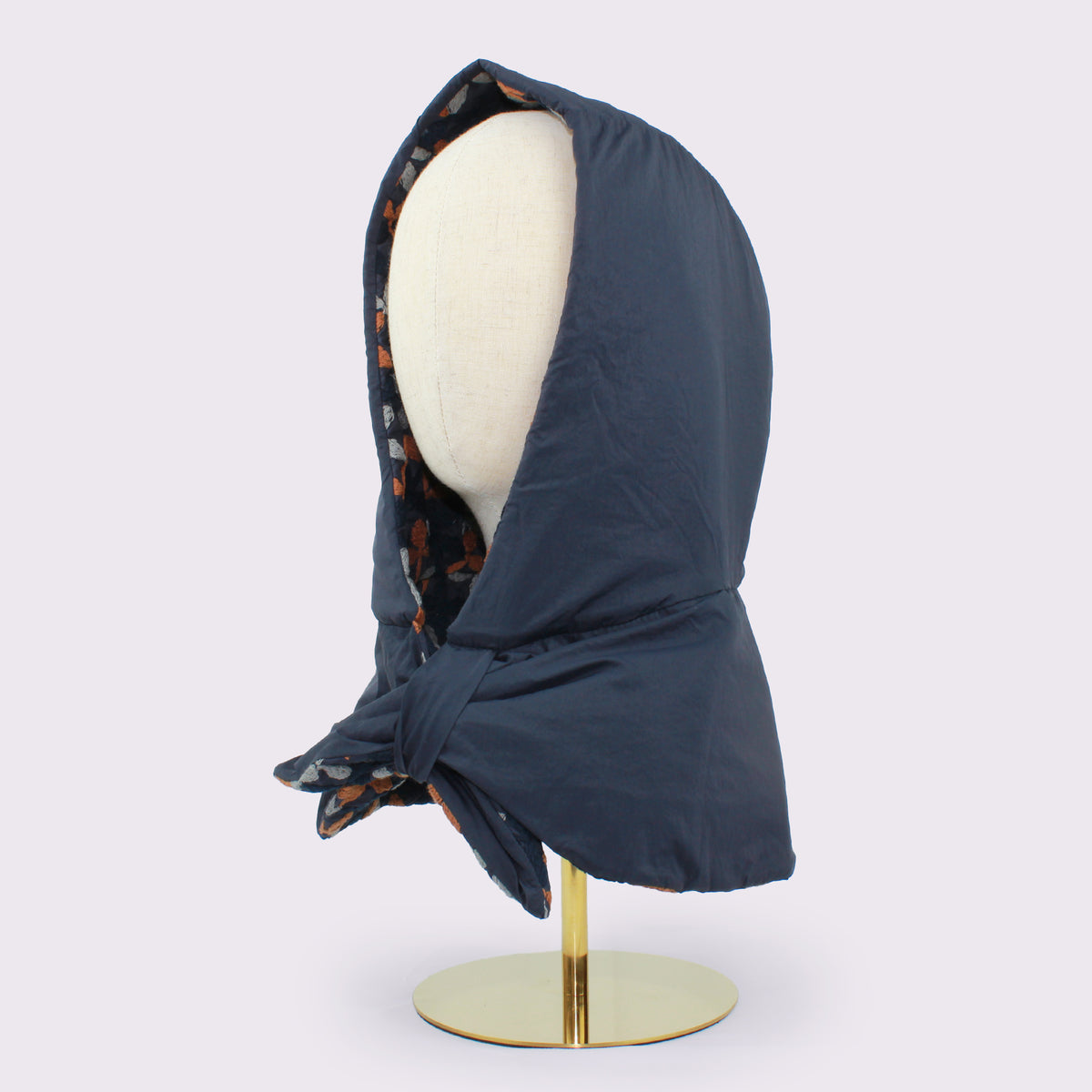 rinon dot Enbroidery hoody
