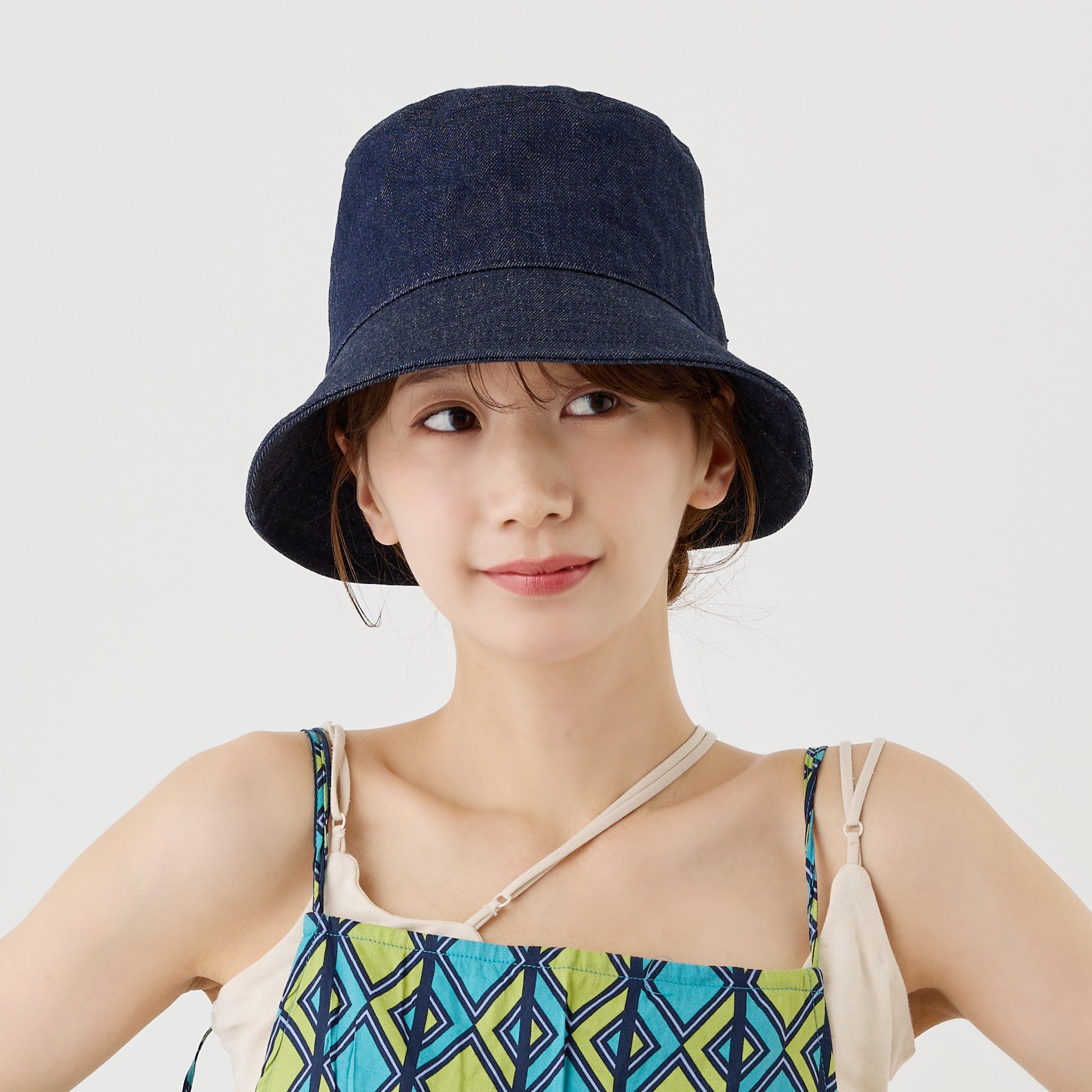 ATRENA R/DENIM BUCKET HAT