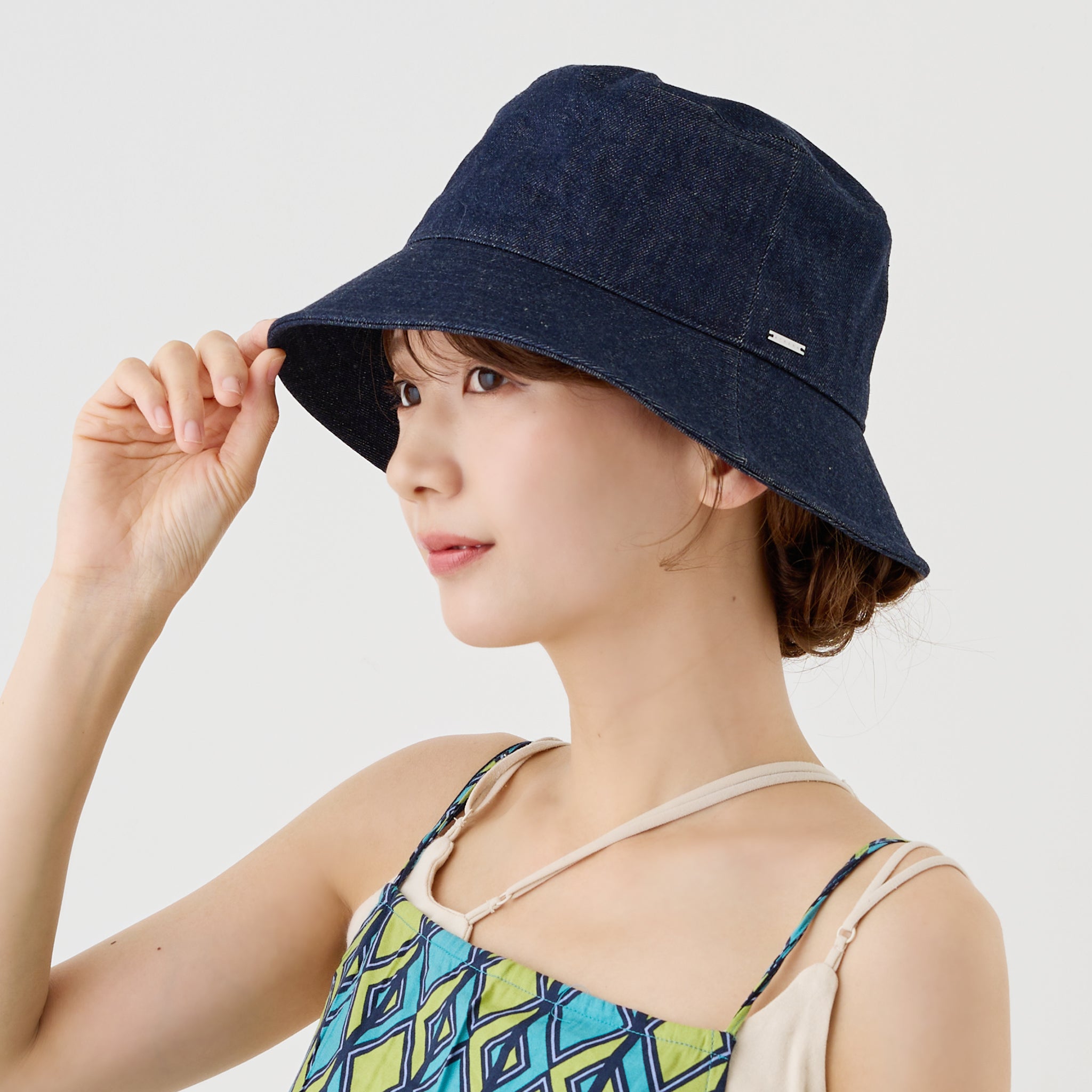 ATRENA R/DENIM BUCKET HAT
