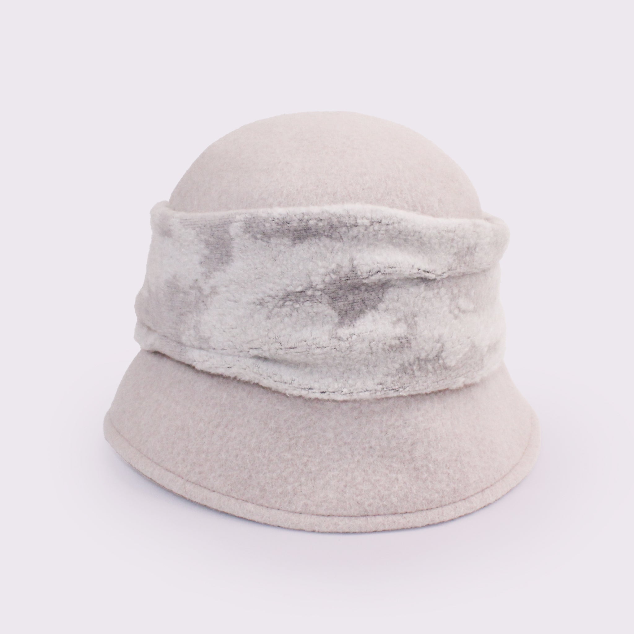 ウォームバスクベルハット