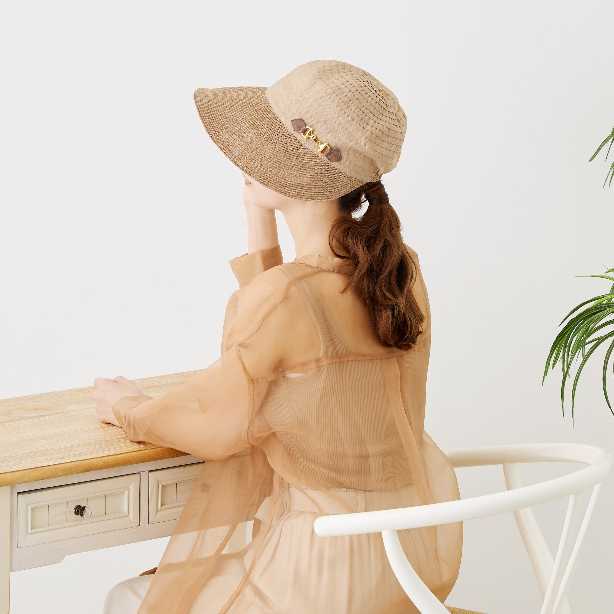 ビット付きワイドブリムジョッキー