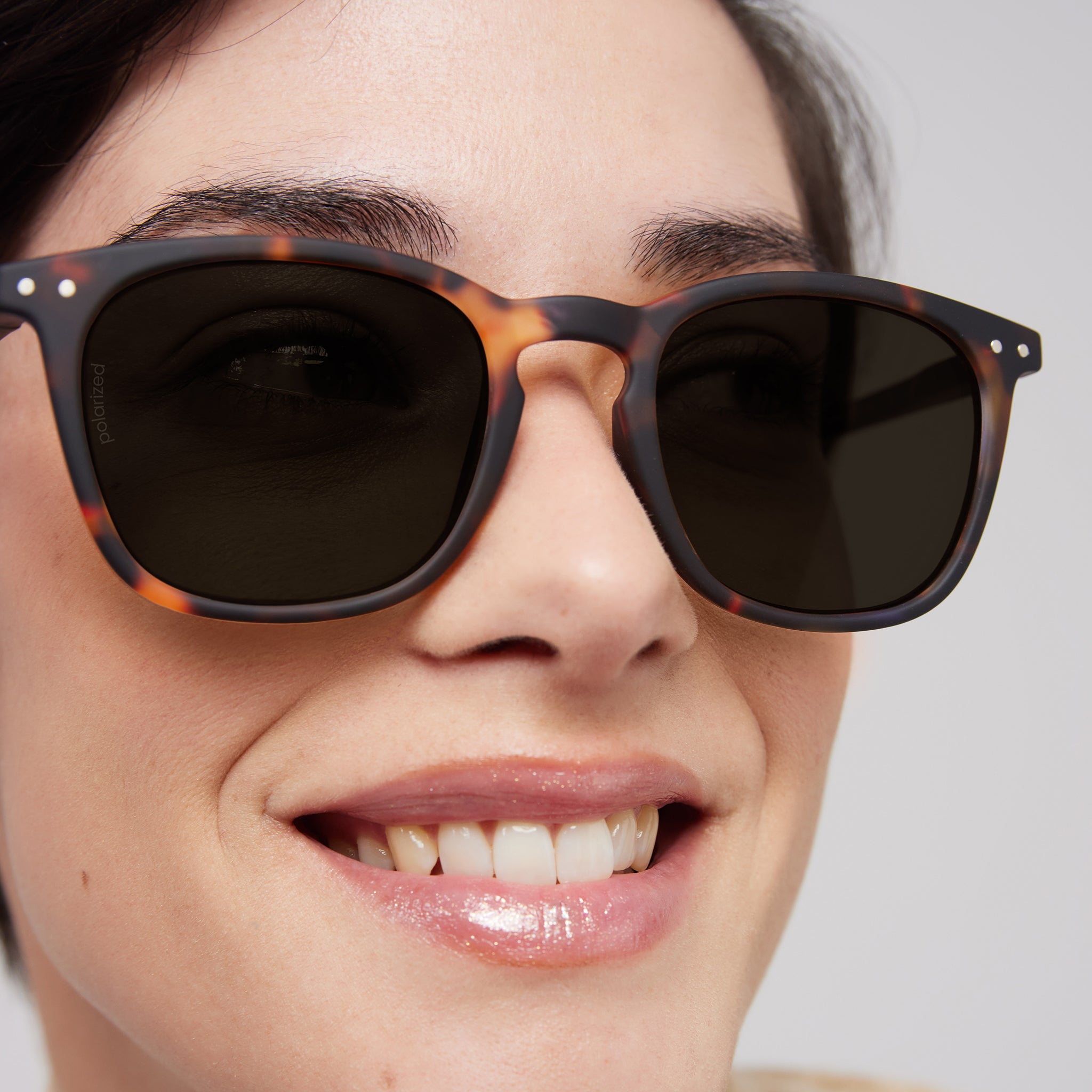 IZIPIZI SUN POLARIZED #E/偏光サングラス