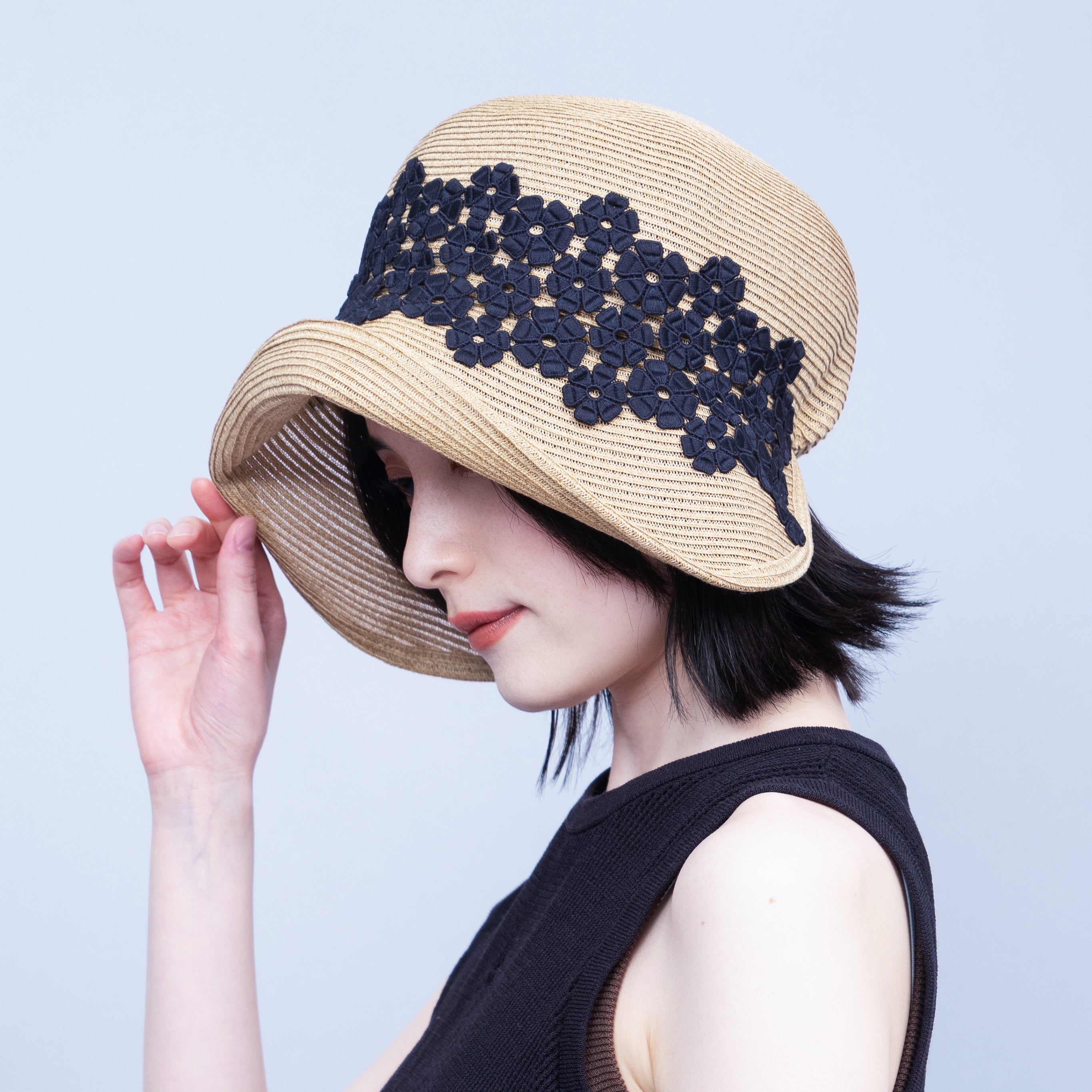 REFINED CROCHET