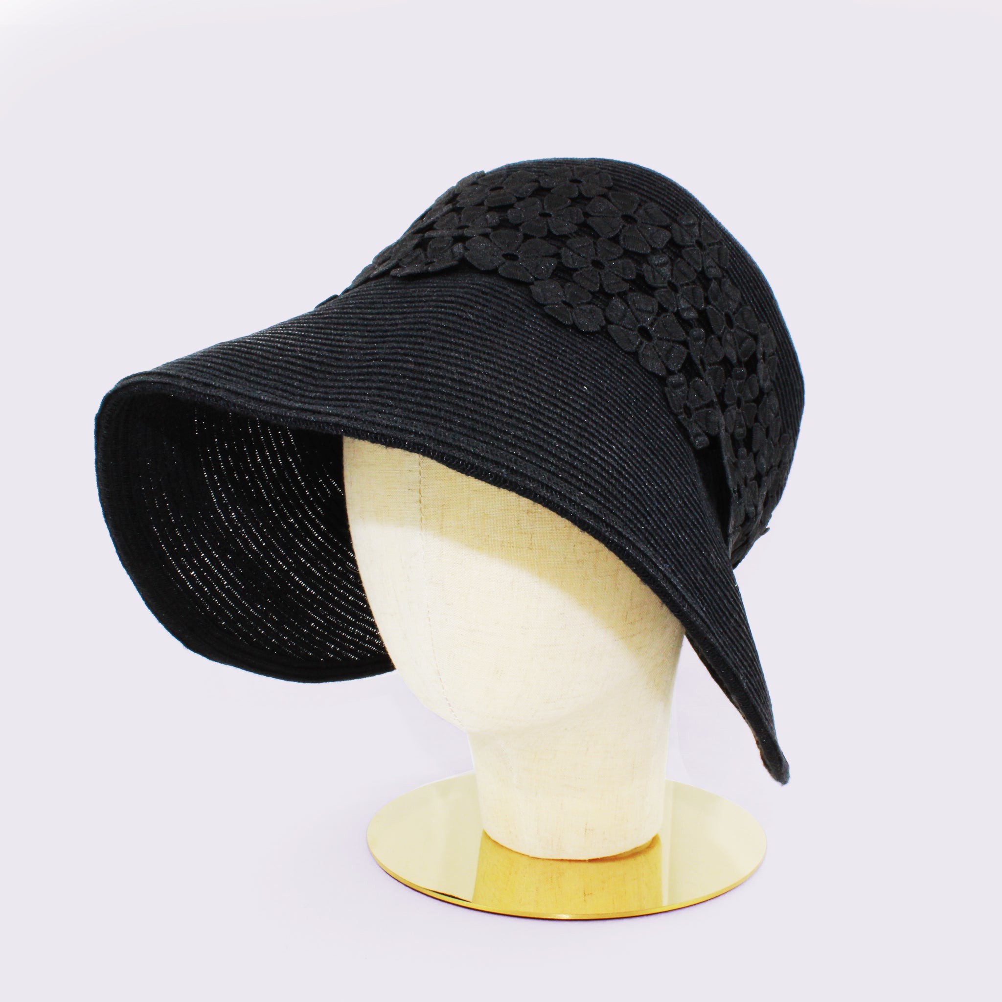 REFINED CROCHET