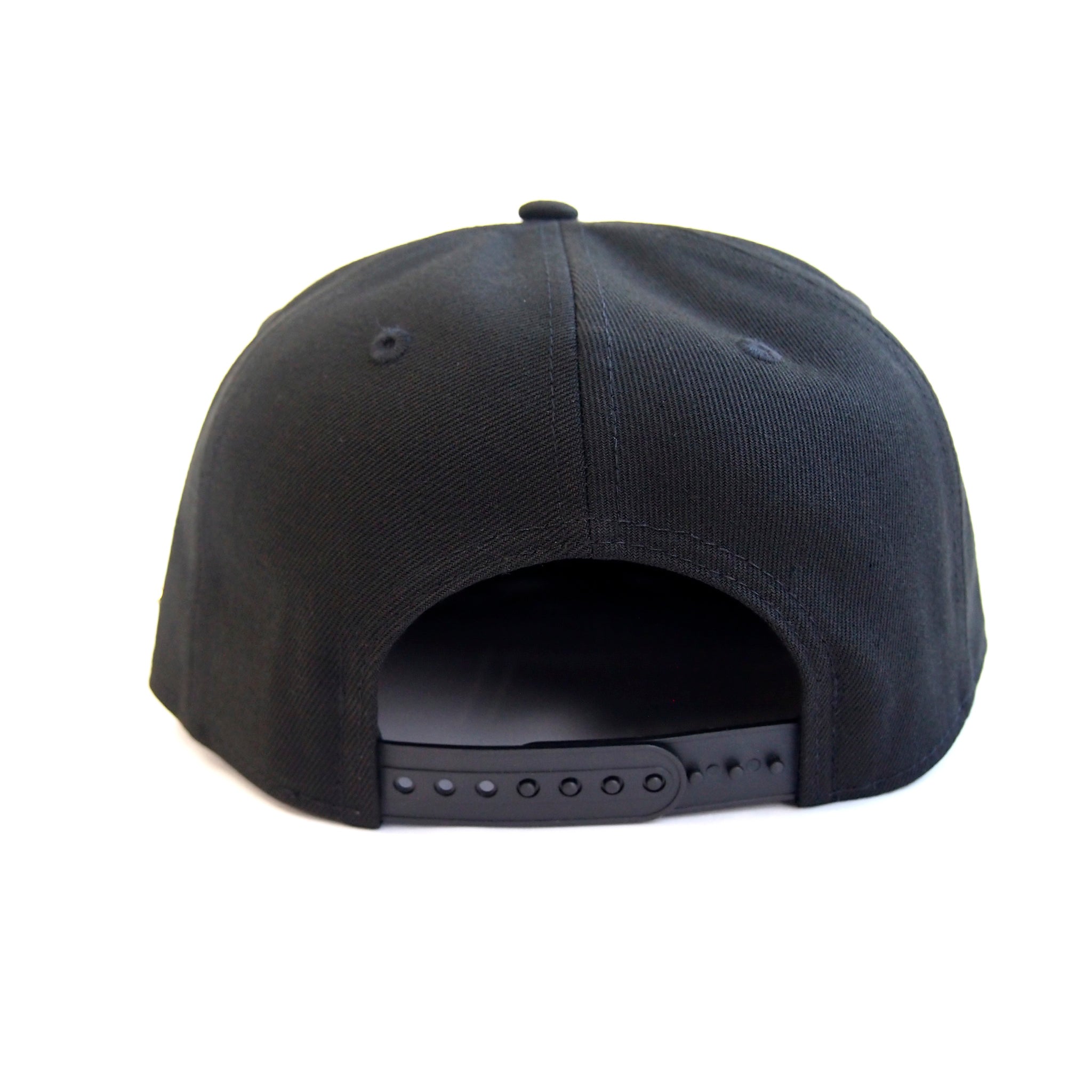 NEW ERA(ニューエラ) 9FIFTY メタルフラッグロゴ ウーブンパッチ M/L |【公式】帽子専門店 ATRENA(アトレナ) オンラインストア