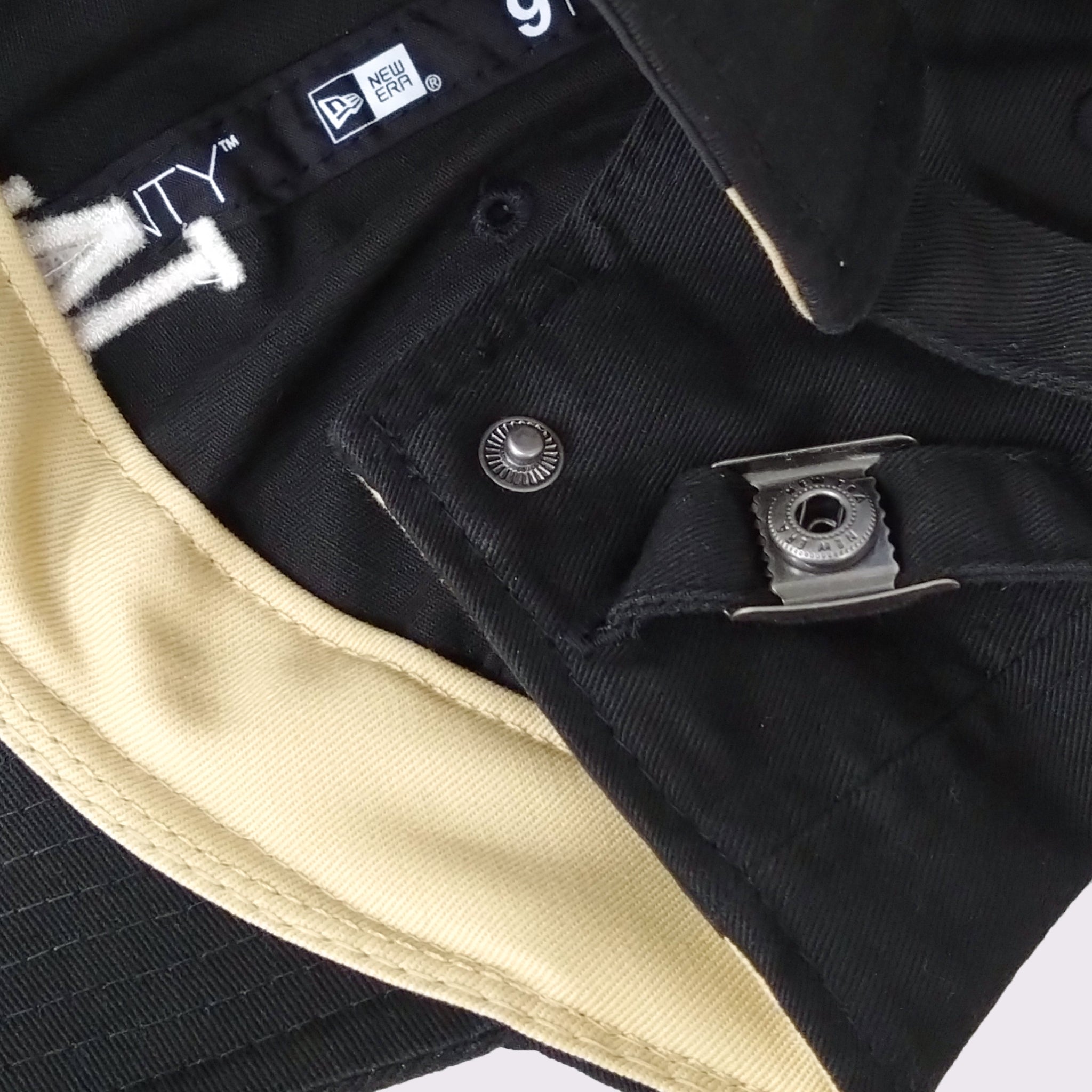NEW ERA 9TWENTY Khaki Sweat Band ロサンゼルス・ドジャース ブラック カーキスウェットバンド |【公式】帽子専門店 ATRENA（アトレナ） オンラインストア