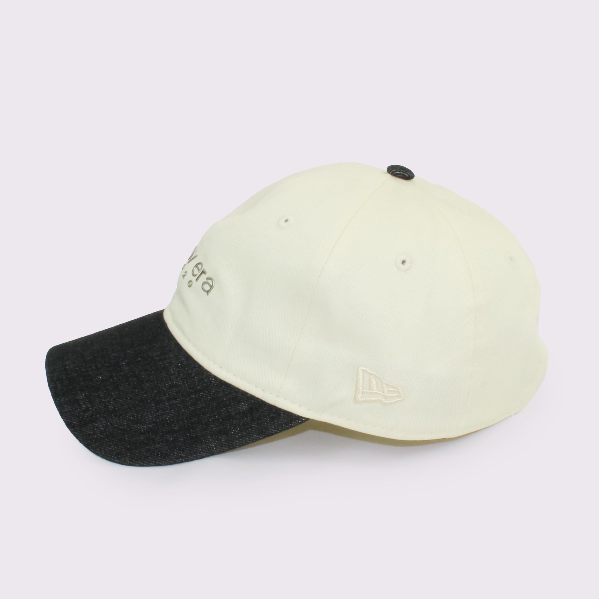 NEW ERA 9TWENTY 2-Tone TPUロゴ ライトクリーム ブラックデニムバイザー |【公式】帽子専門店 ATRENA（アトレナ） オンラインストア