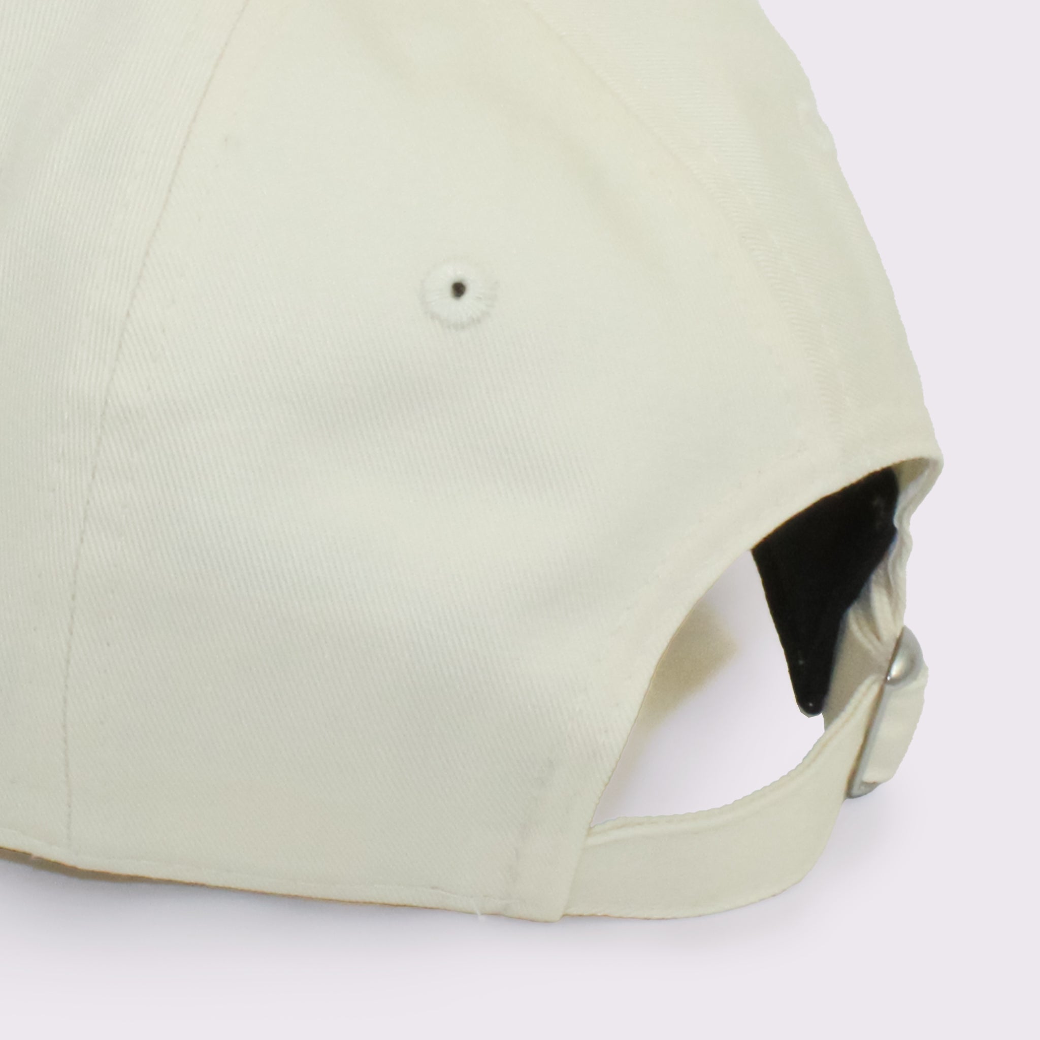 NEW ERA 9TWENTY 2-Tone TPUロゴ ライトクリーム ブラックデニムバイザー |【公式】帽子専門店 ATRENA（アトレナ） オンラインストア