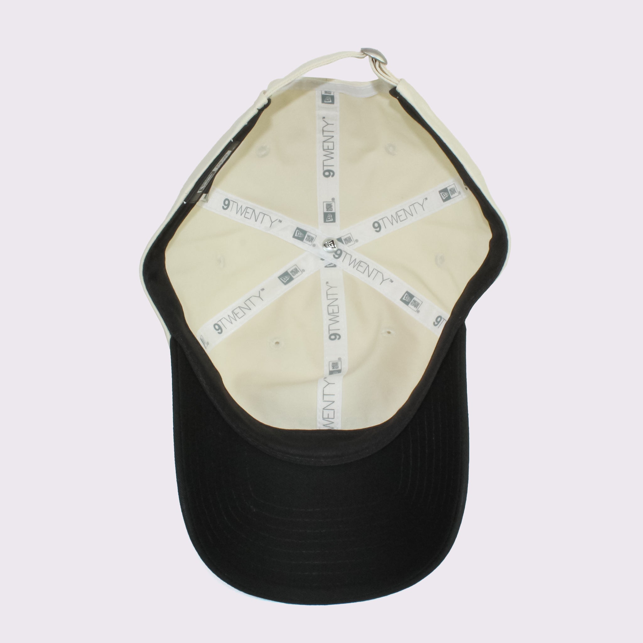 NEW ERA 9TWENTY 2-Tone TPUロゴ ライトクリーム ブラックバイザー |【公式】帽子専門店 ATRENA（アトレナ） オンラインストア