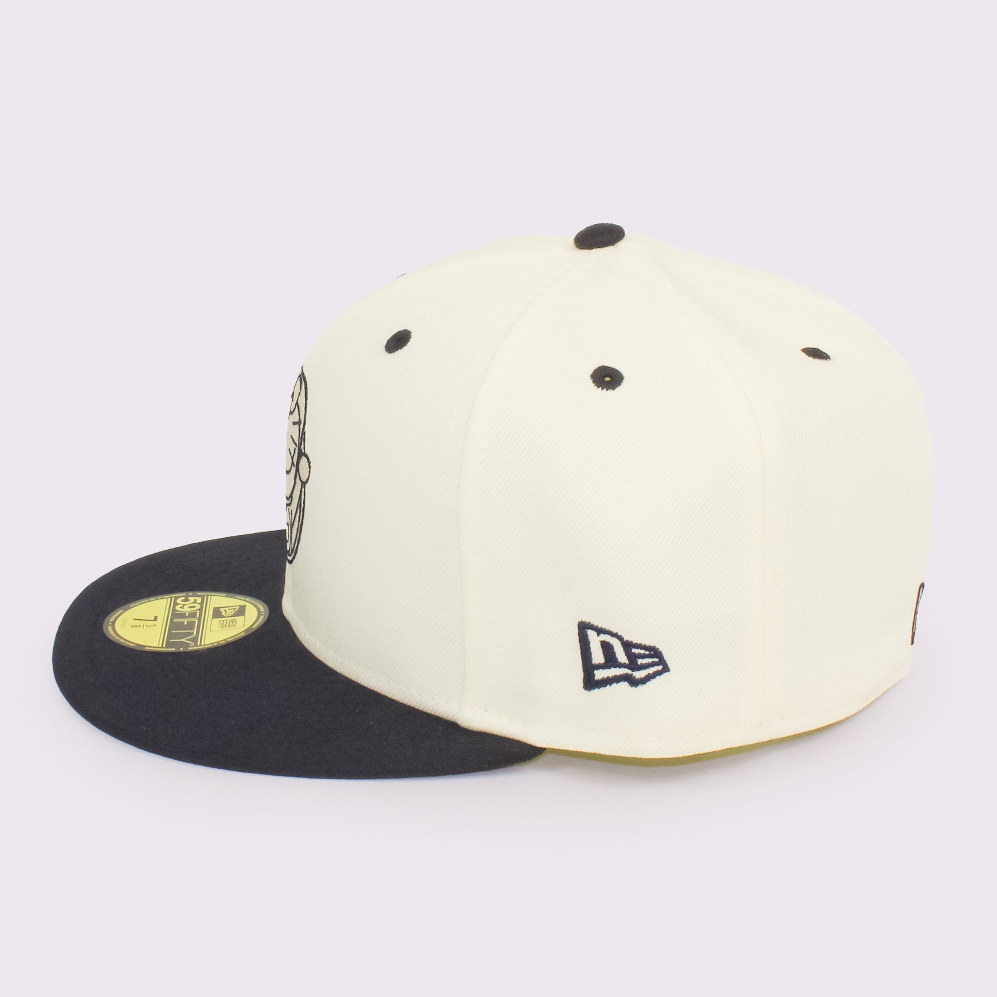 NEW ERA ニューエラ 59FIFTY ドラえもん ドローイング クロームホワイト / ネイビー |【公式】帽子専門店 ATRENA（アトレナ） オンラインストア