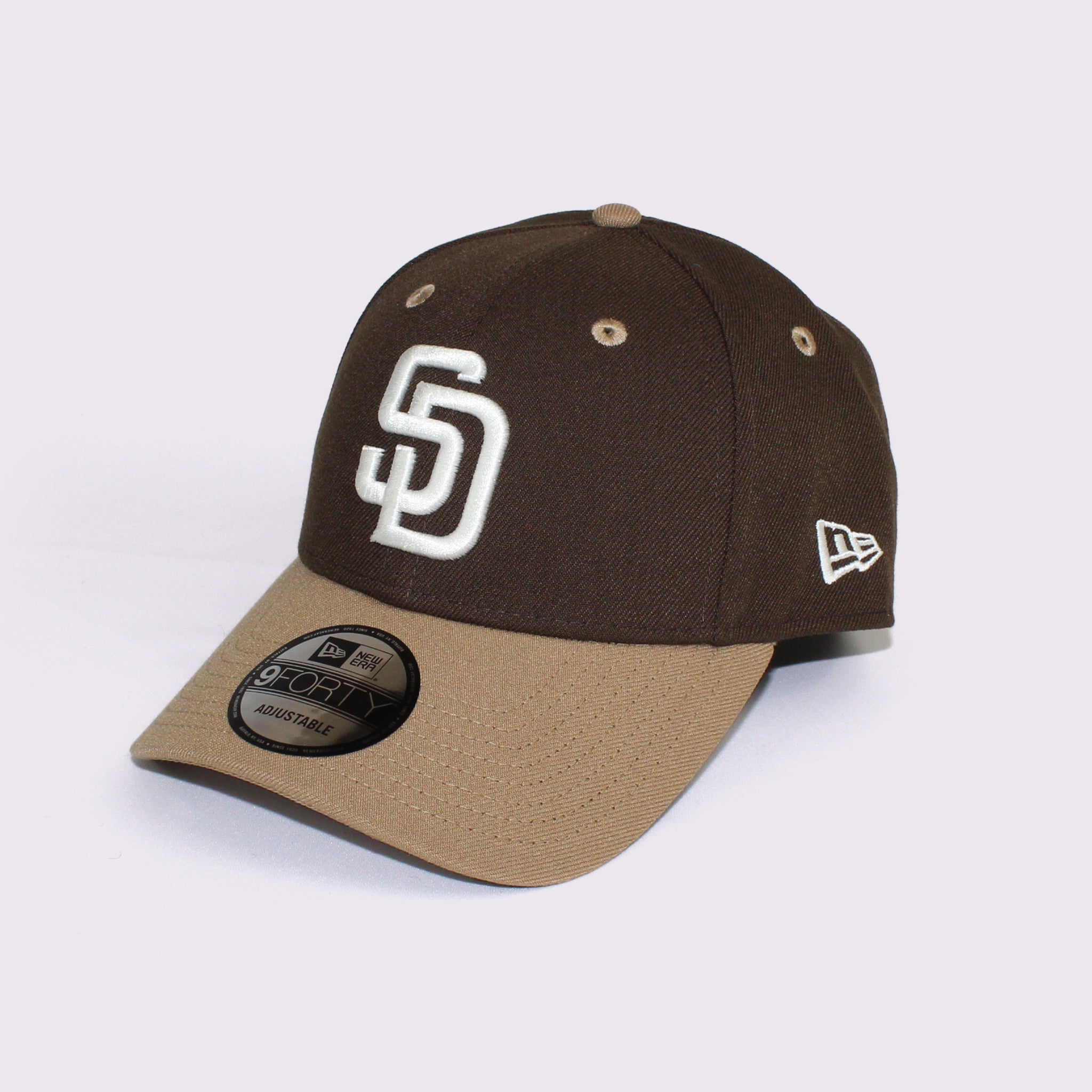 NEW ERA 9FORTY 2-Tone Woven Label サンディエゴ・パドレス ウォルナット カーキバイザー