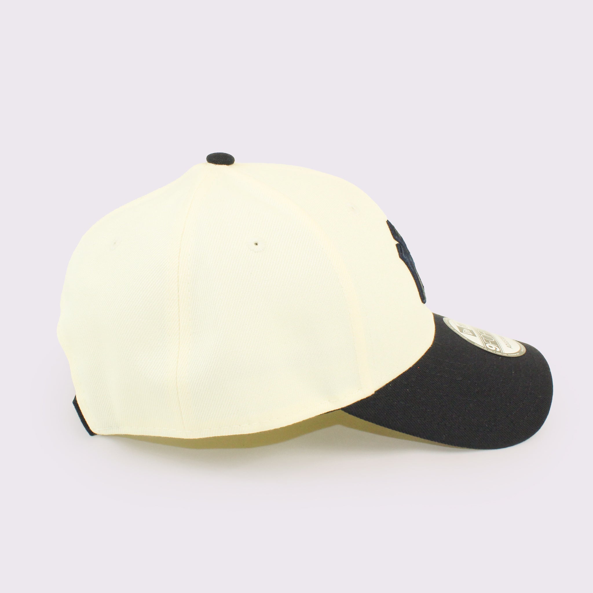 NEW ERA 9FORTY MLB 2-Tone ニューヨーク・ヤンキース クーパーズタウン ワインコルク ネイビーバイザー