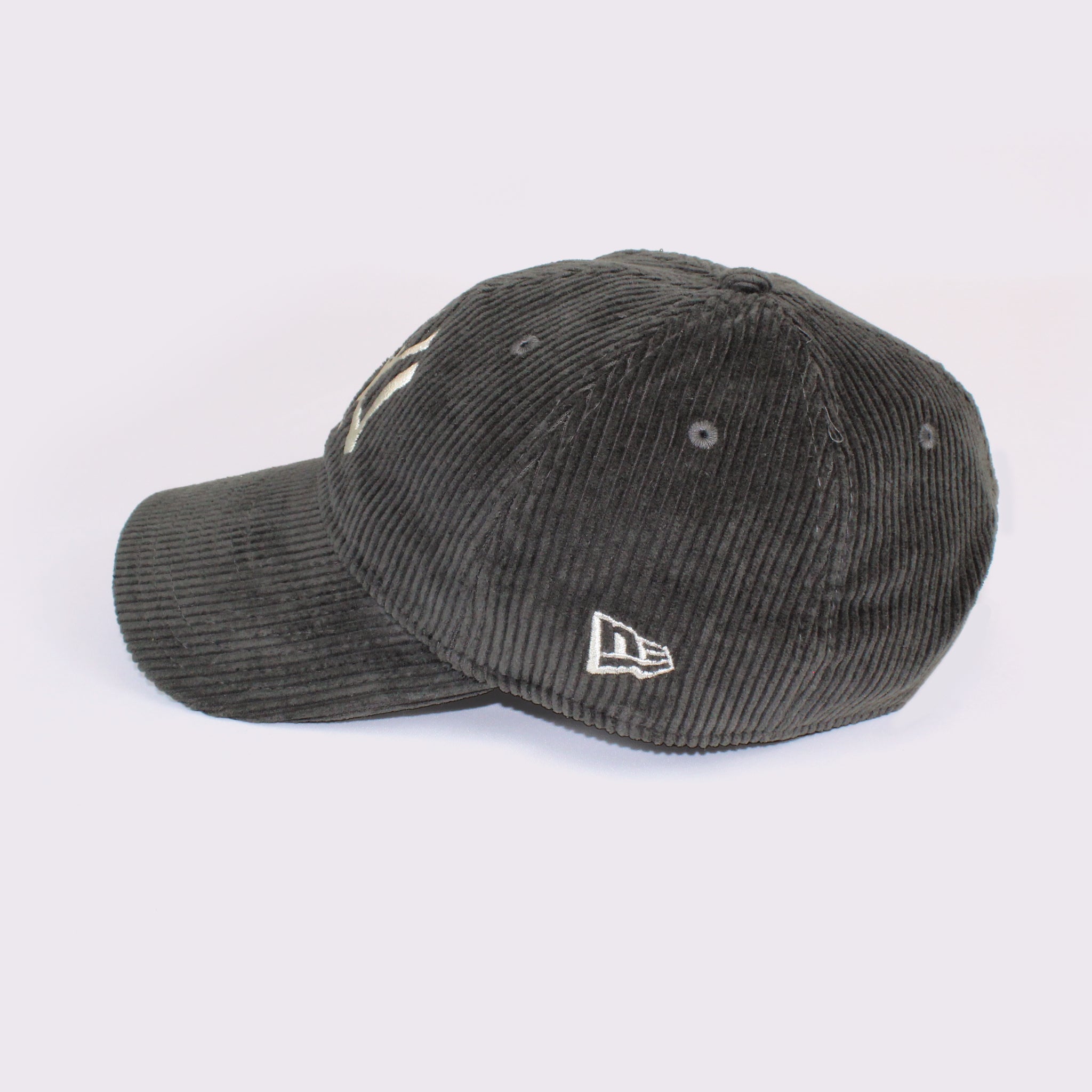 NEW ERA 9TWENTY Corduroy コーデュロイ ニューヨーク・ヤンキース グレー　M/L
