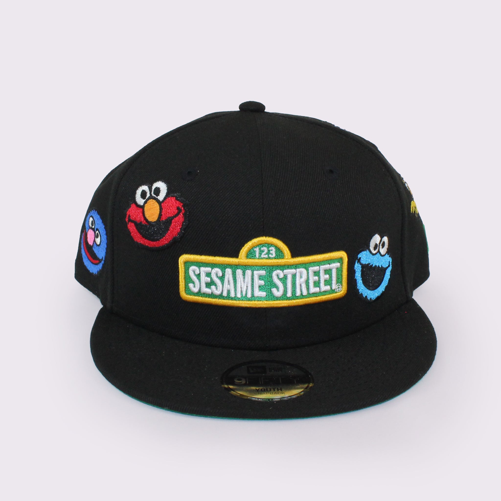 NEW ERA キッズ Youth 9FIFTY SESAME STREET セサミストリート オールオーバー ブラック
