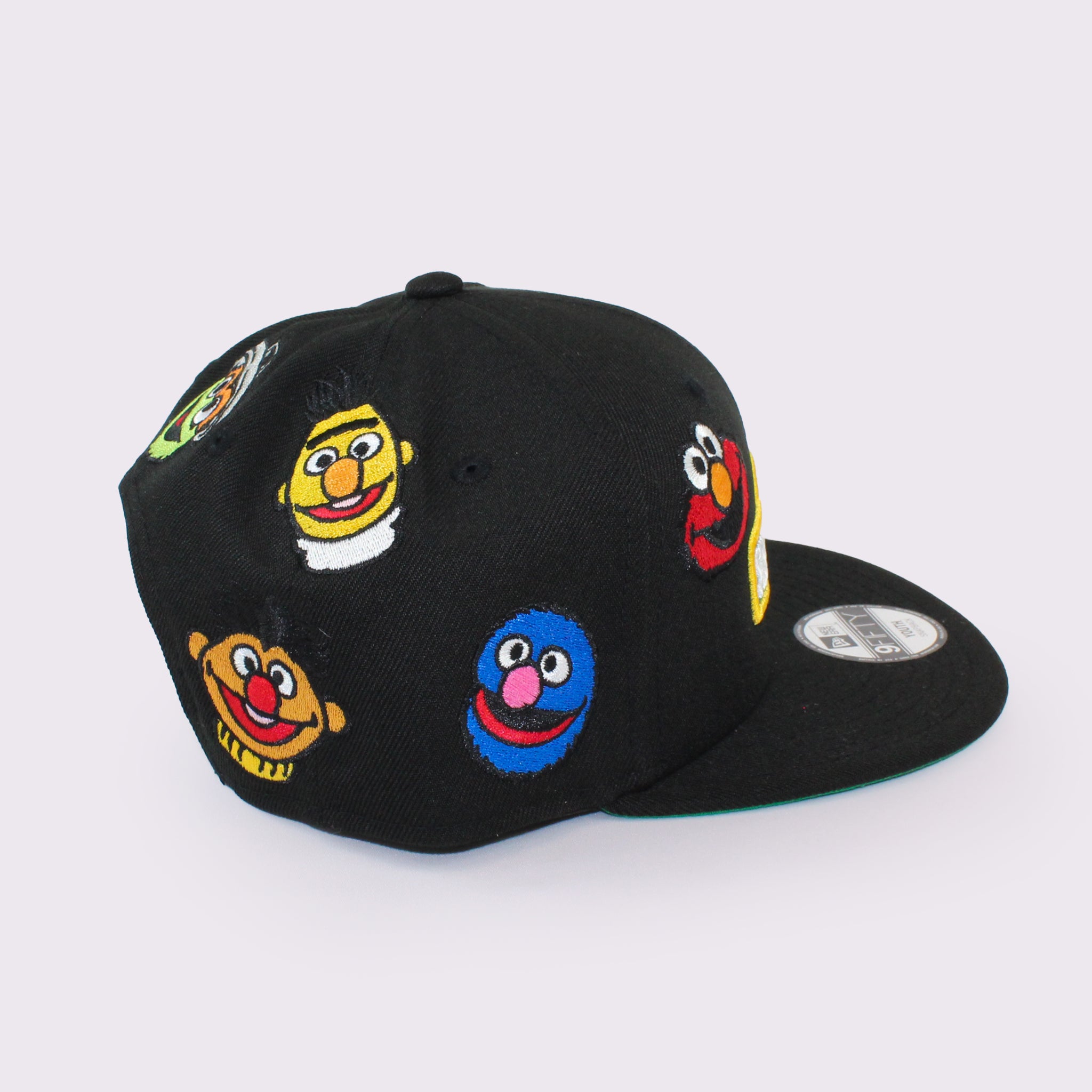 NEW ERA キッズ Youth 9FIFTY SESAME STREET セサミストリート オールオーバー ブラック