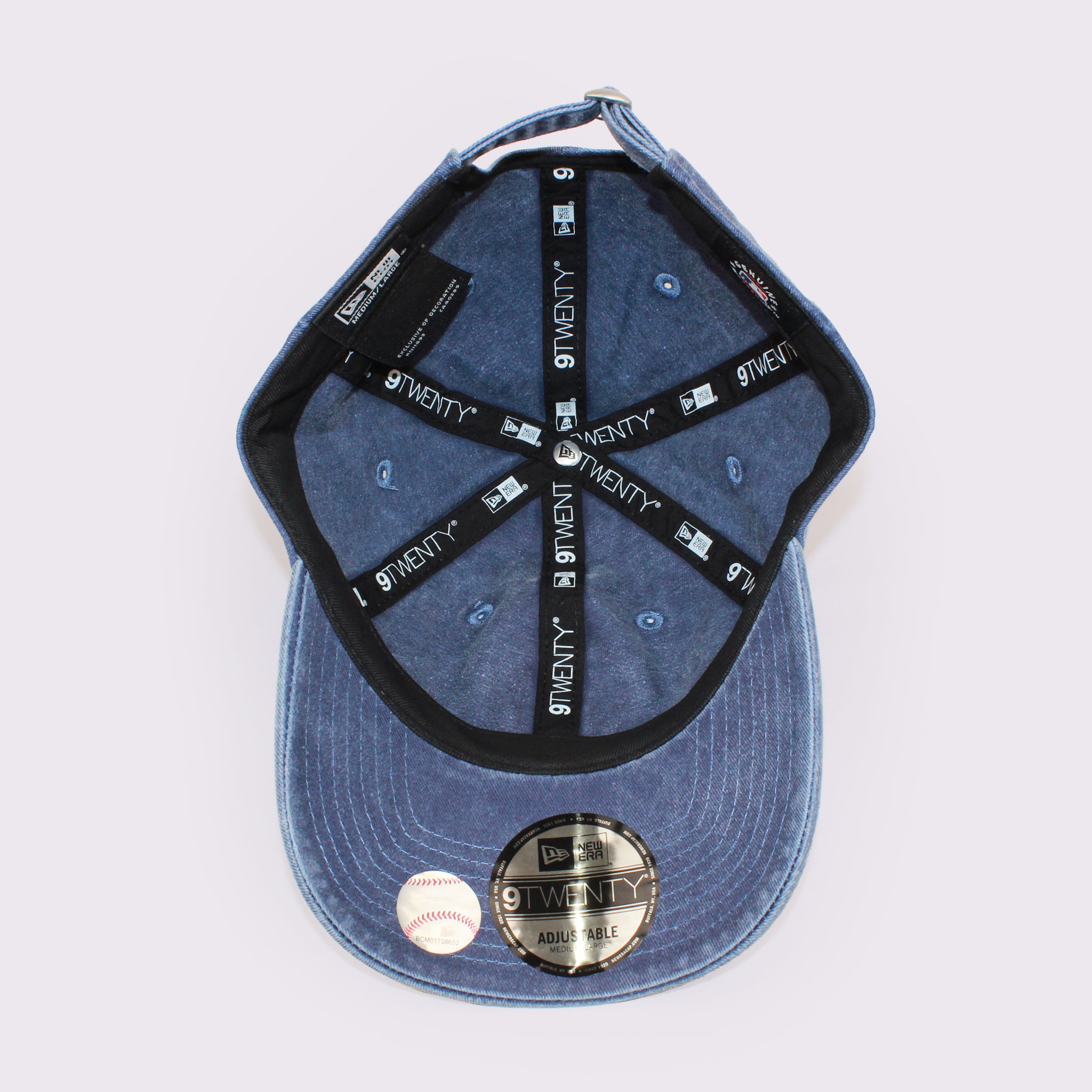 NEW ERA  9TWENTY Emboss Logo ニューヨーク・ヤンキース ネイビー