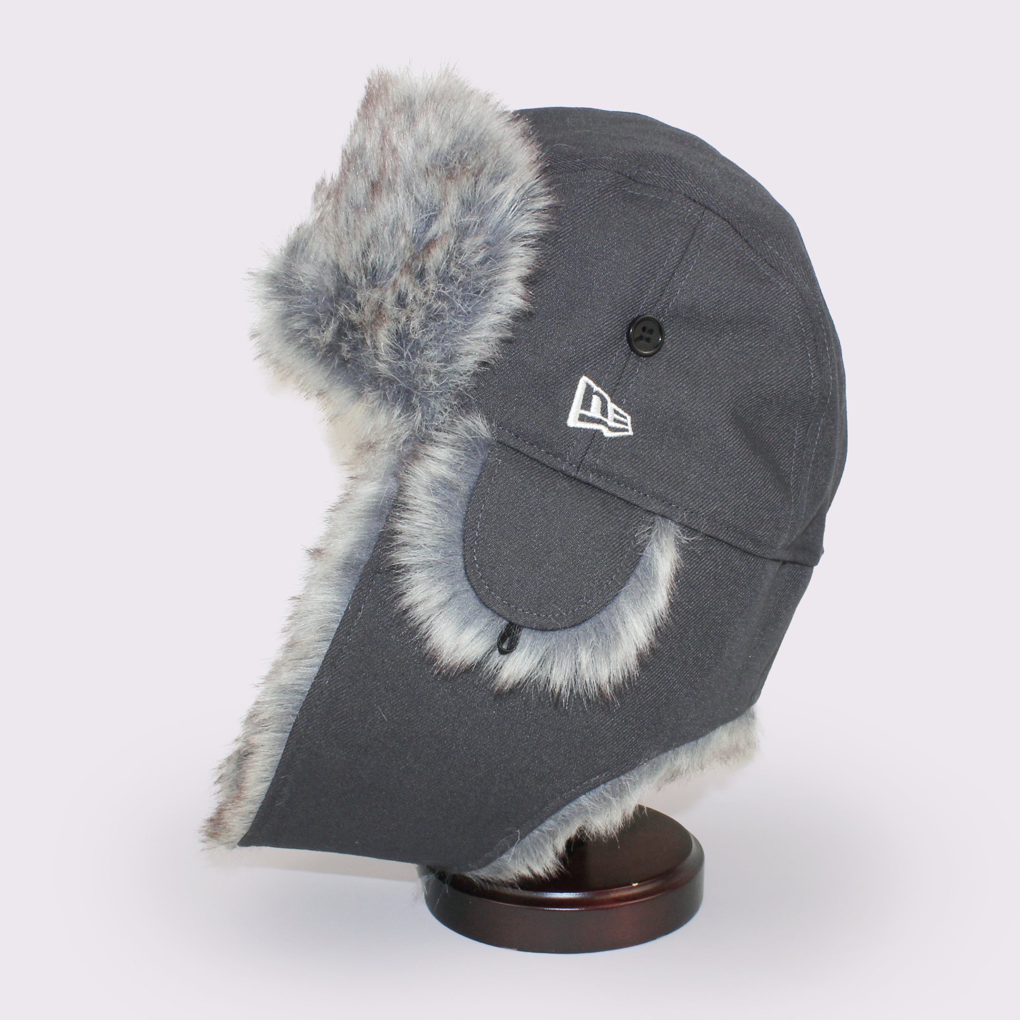 NEW ERA　トラッパー カラーバリエーション アンスラサイト