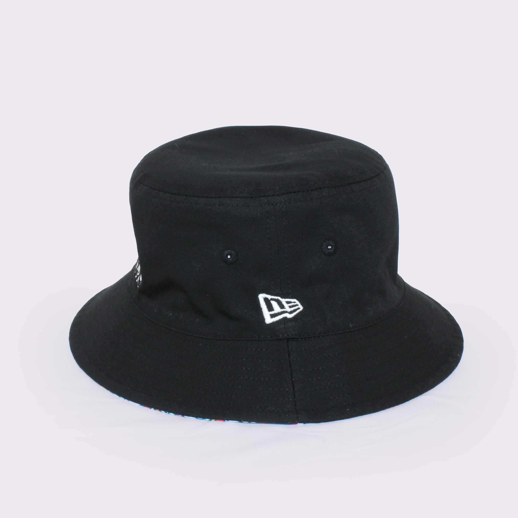 NEW ERA バケット01 リバーシブル ドラえもん コミック ブラック