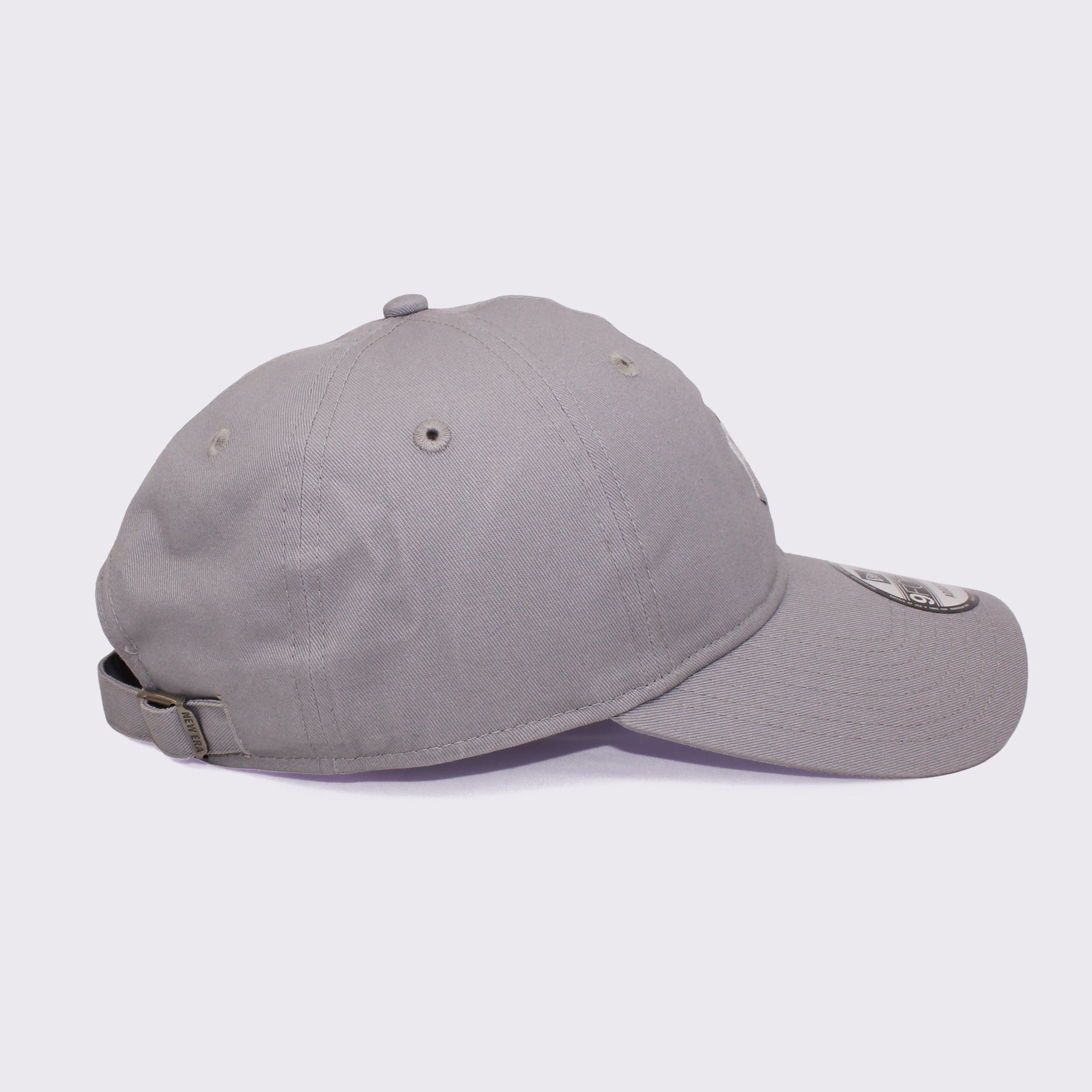 ＜ATRENA別注＞ NEW ERA（ニューエラ）9FORTY 940LV