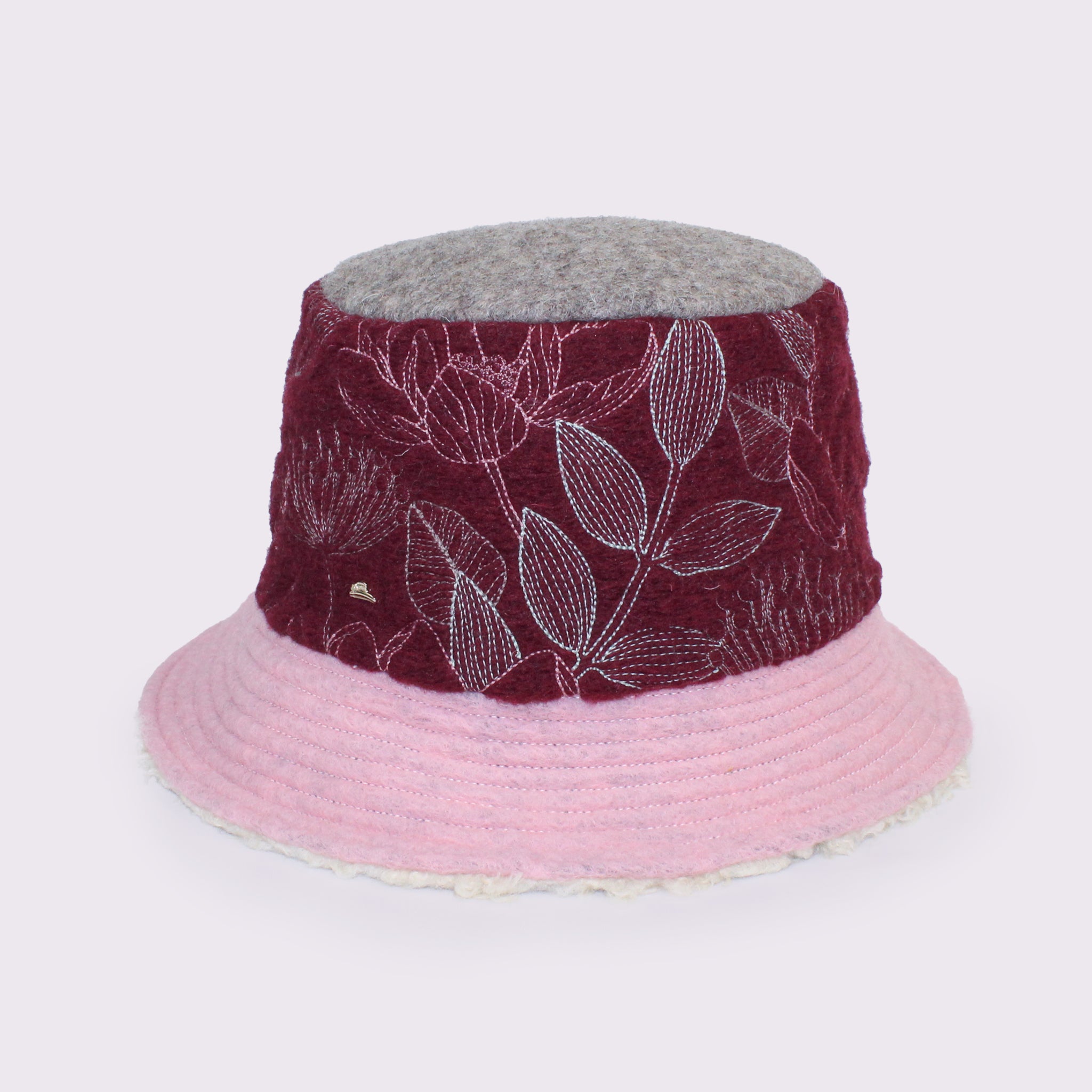 ANGIOLO FRASCONI　ボタニカルステッチバケットハット