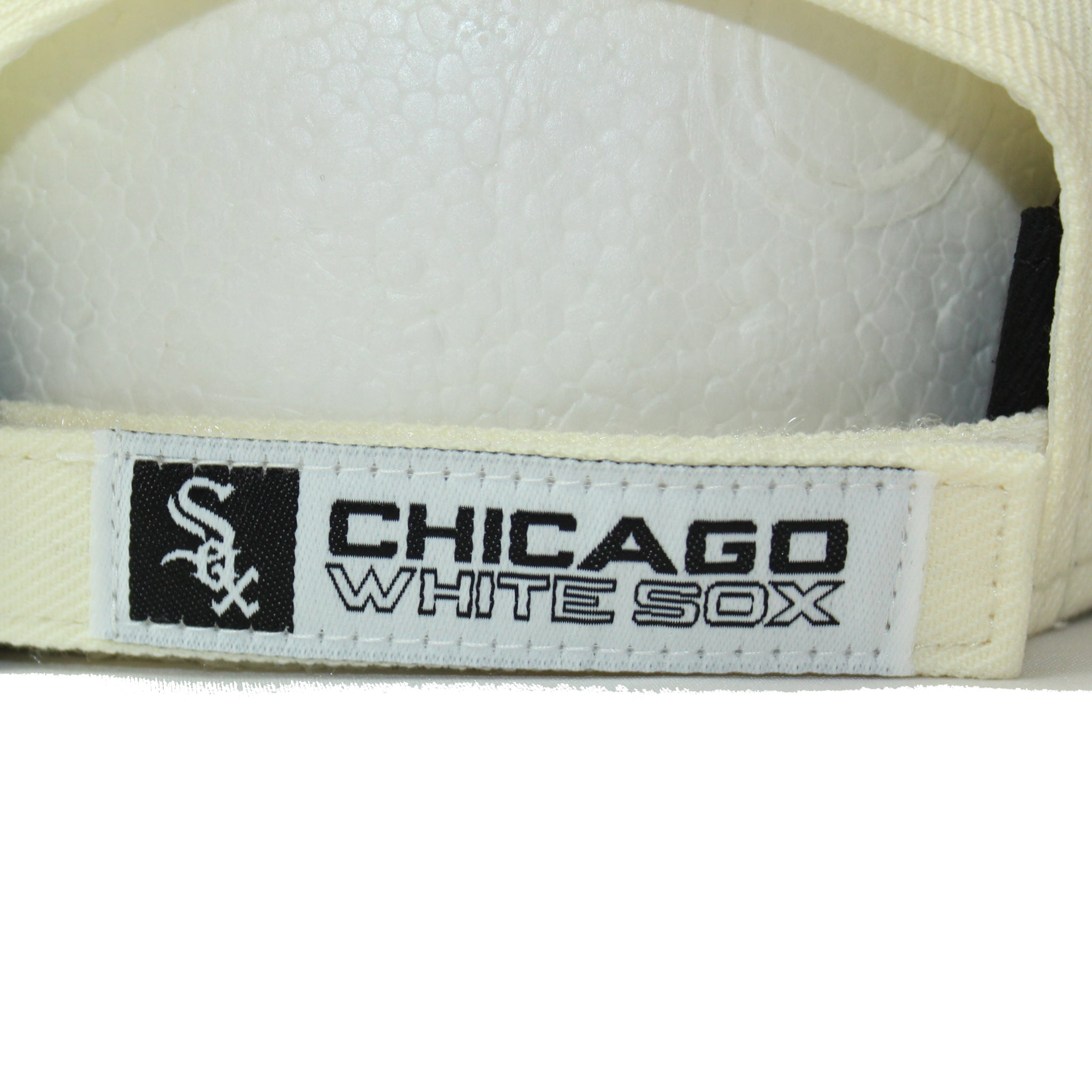 NEW ERA 9FORTY VS "CHICAGO WHITE SOX" WPACTH ADJUSTABLE CAP lightbeige/black  ニューエラ 940VS シカゴ ホワイト ソックス キャップ ライトベージュ×ブラック |【公式】帽子専門店 ATRENA（アトレナ） オンラインストア