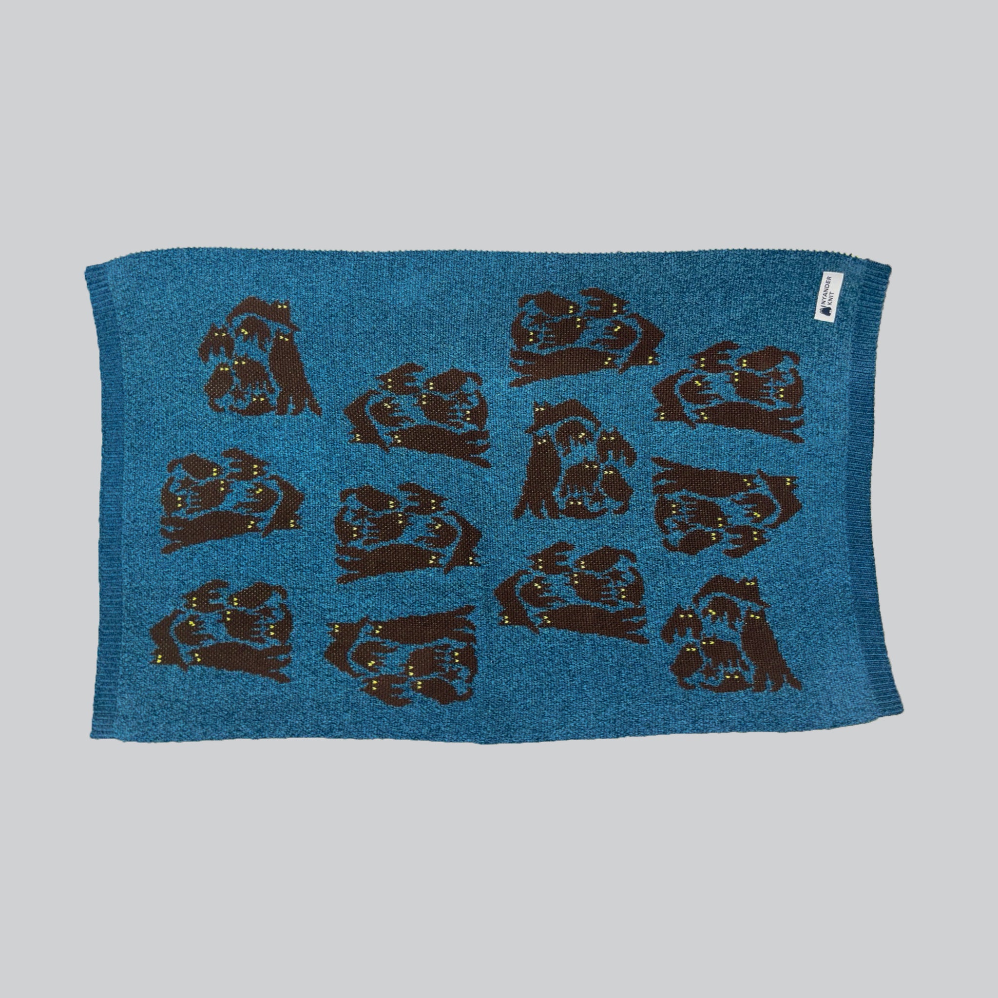 【NYANDER KNIT/ニャンダーニット】NIGHT CAT JQ LAP BLANKET