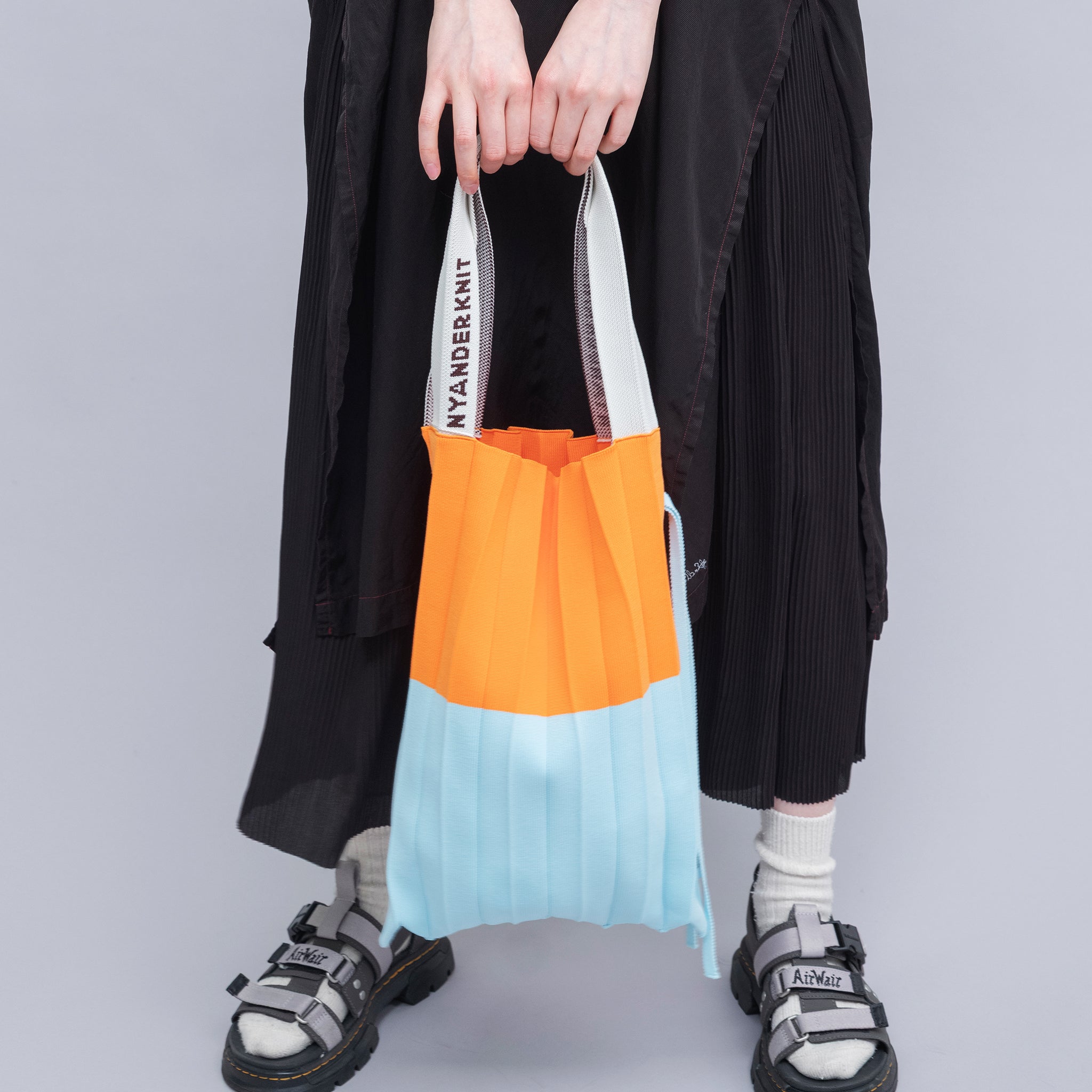 【NYANDER KNIT/ニャンダーニット】 NYANDER PLEATED PACK TOTE　ATRENA限定デザイン